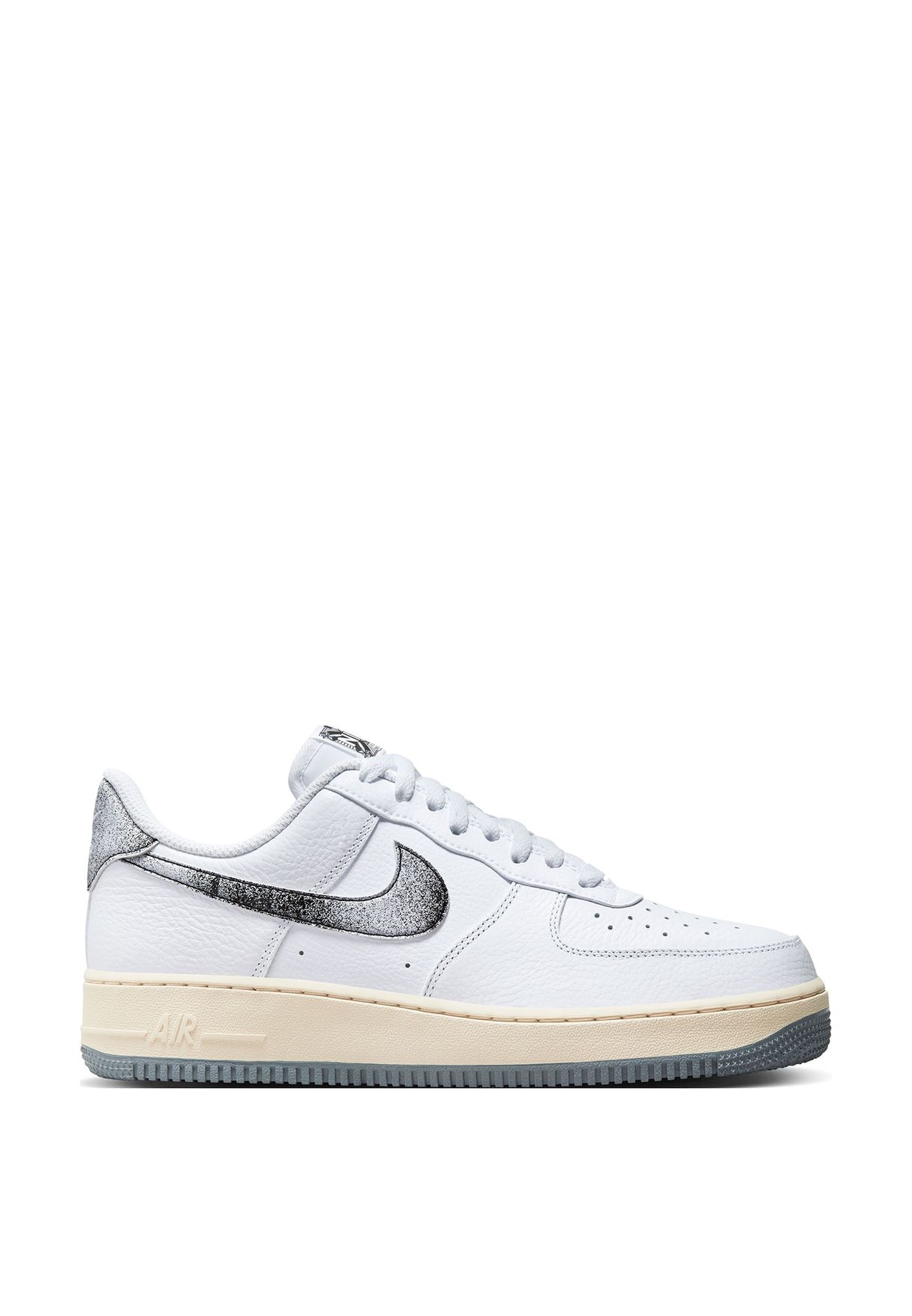 Buy Nike white Air Force 1 '07 Lx Emb for Men in MENA, Worldwide