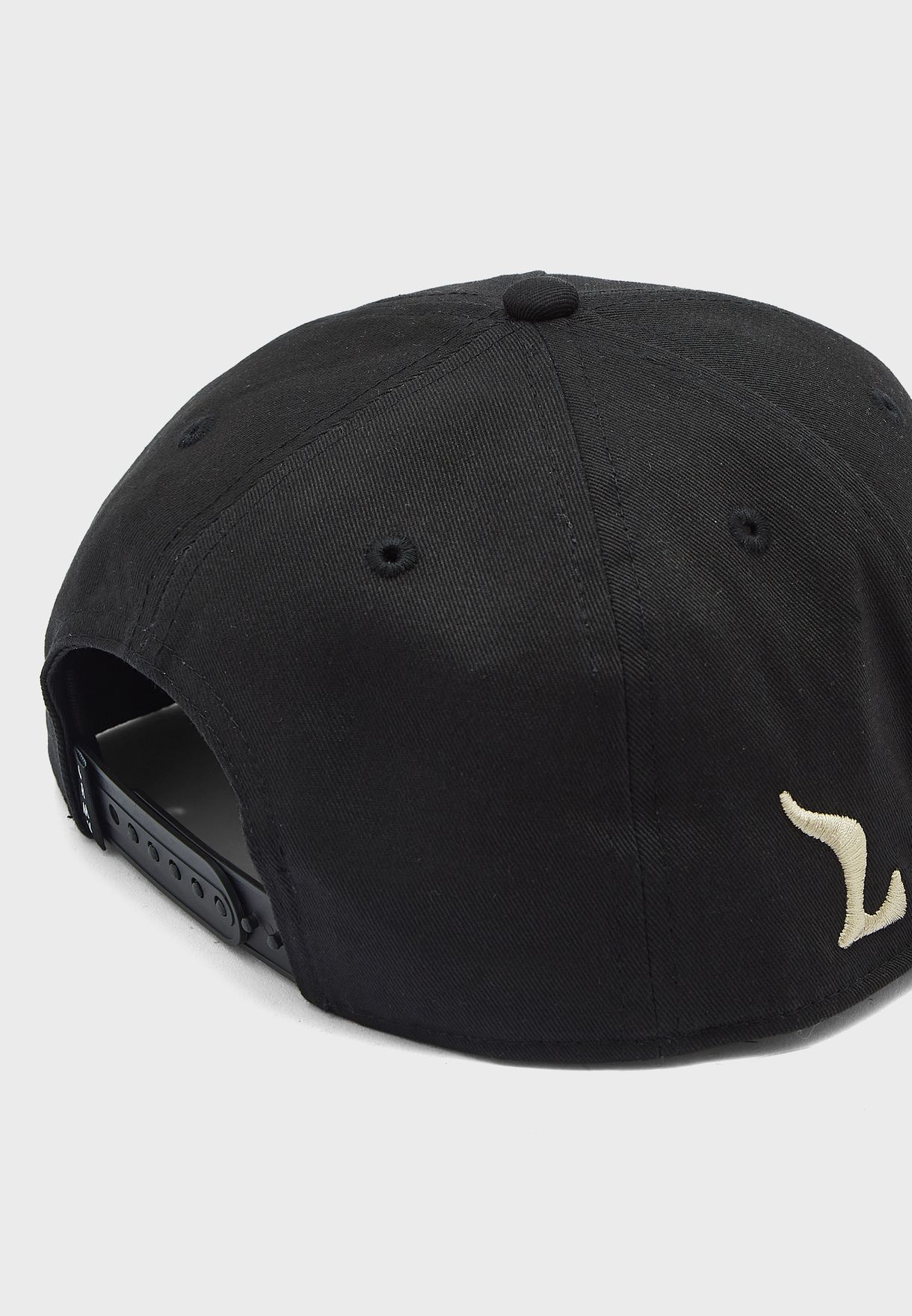 Snow Fox Snapback Cap