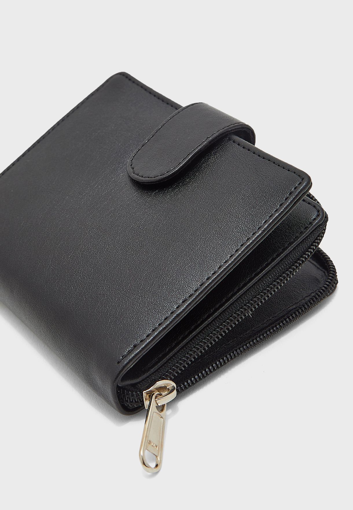 Leatherette Zipper Wallet