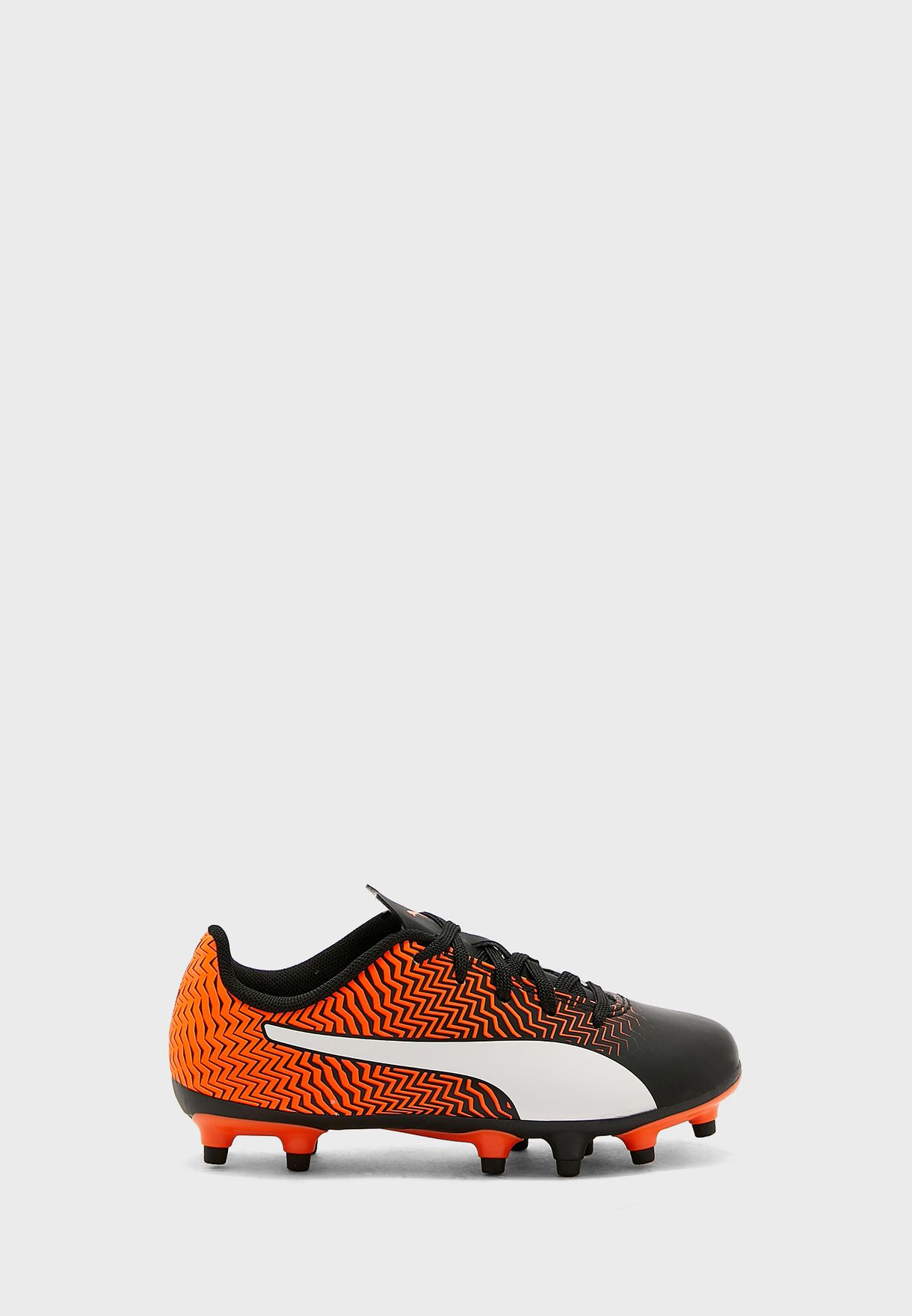 kids black sports shoes