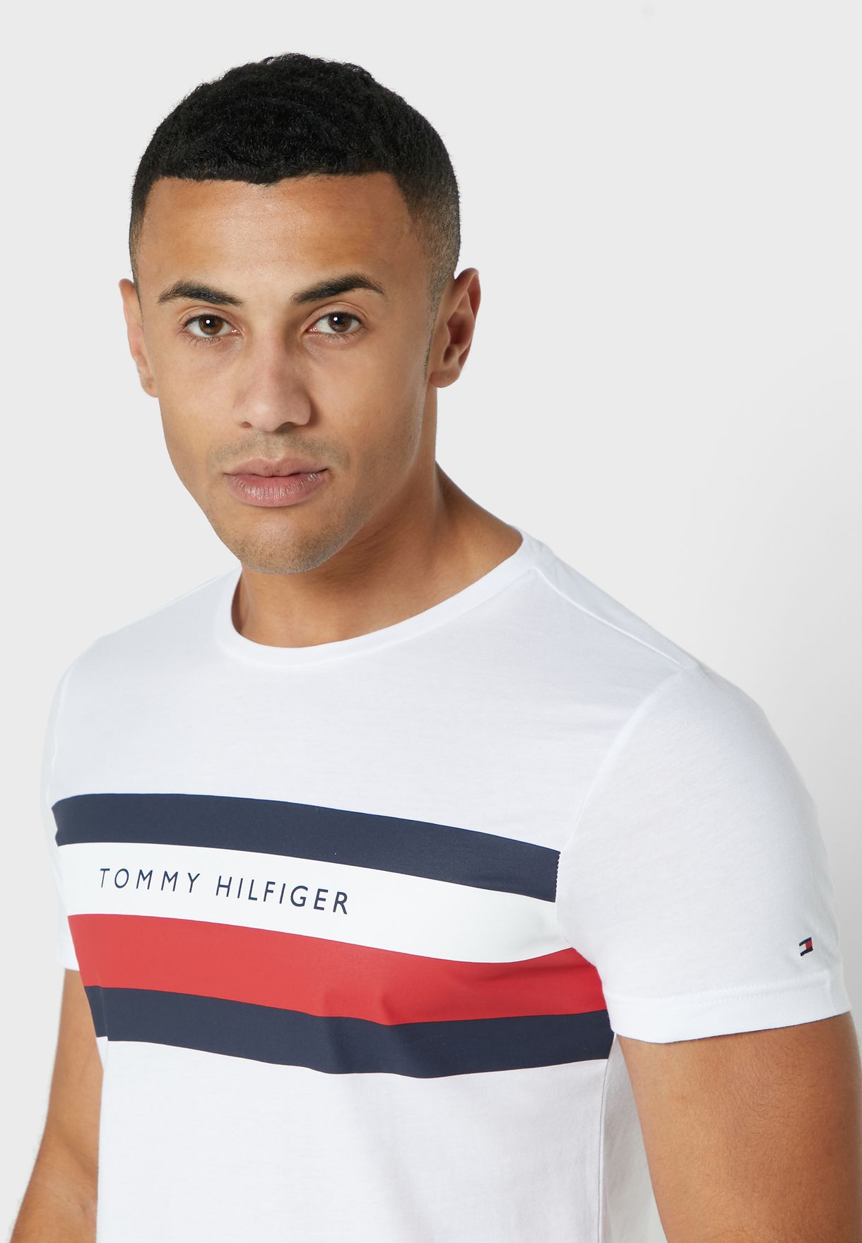 Buy Tommy Hilfiger white Chest Logo Stripe Crew Neck T-Shirt for Men in ...