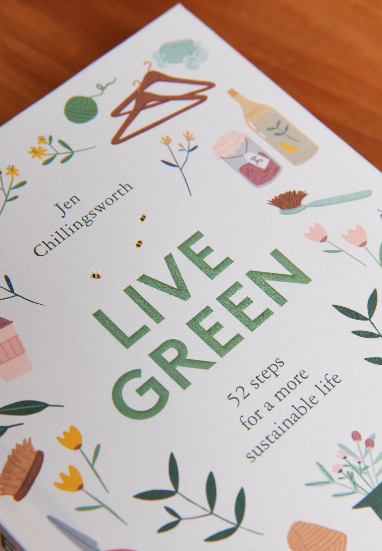 كتاب ليف جرين (Live Green)