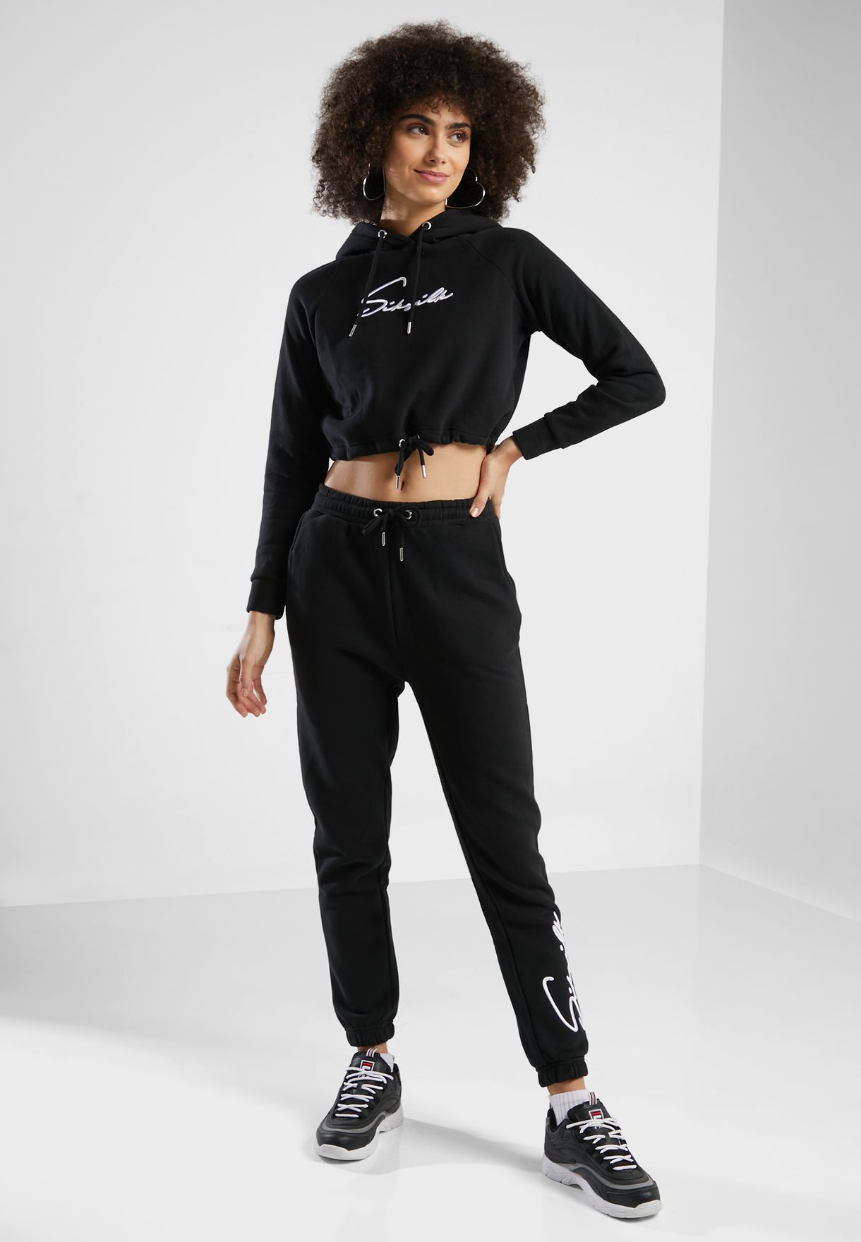Essential Cropped Hoodie