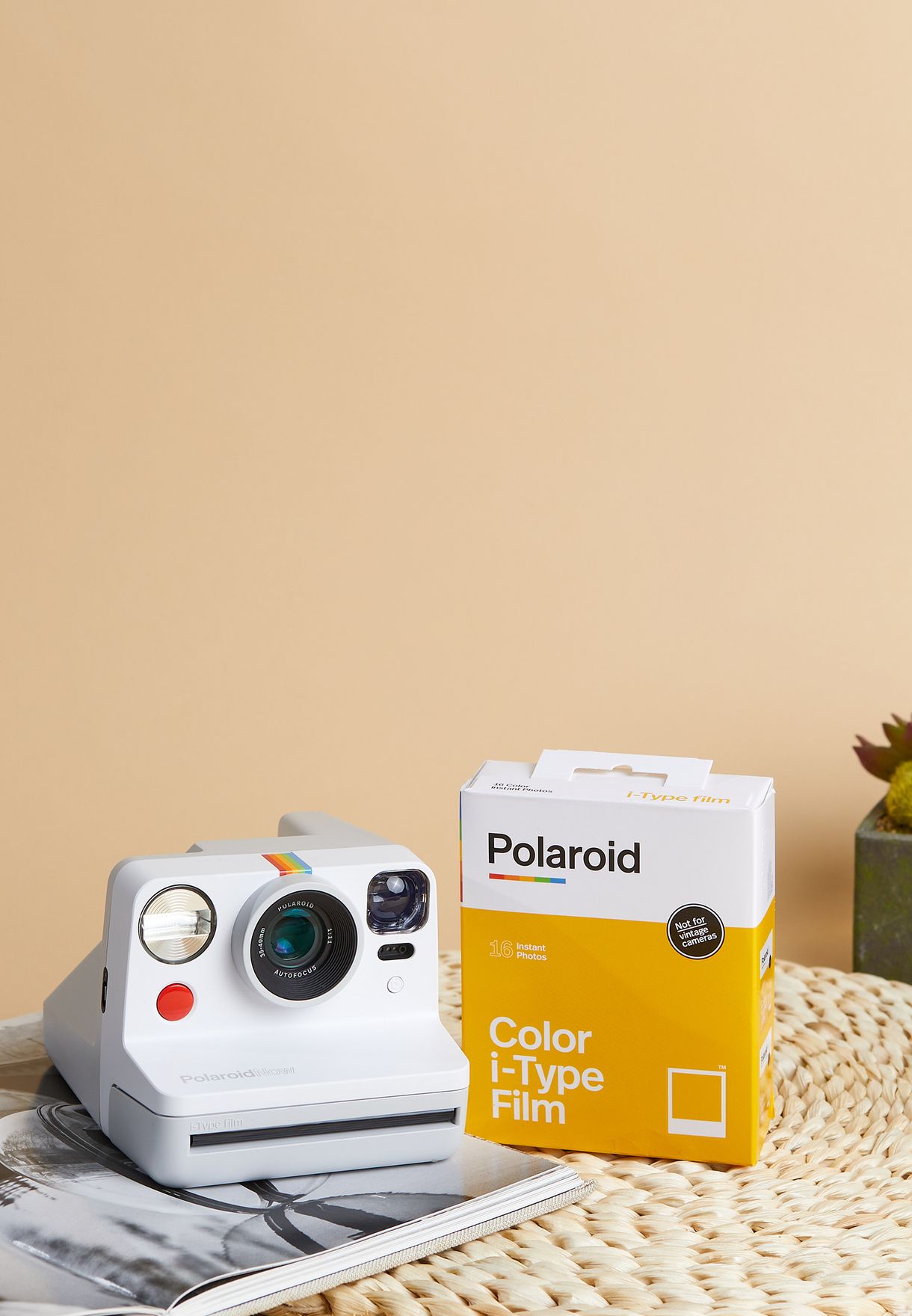 Polaroid Now I-Type Instant Camera Everything Box