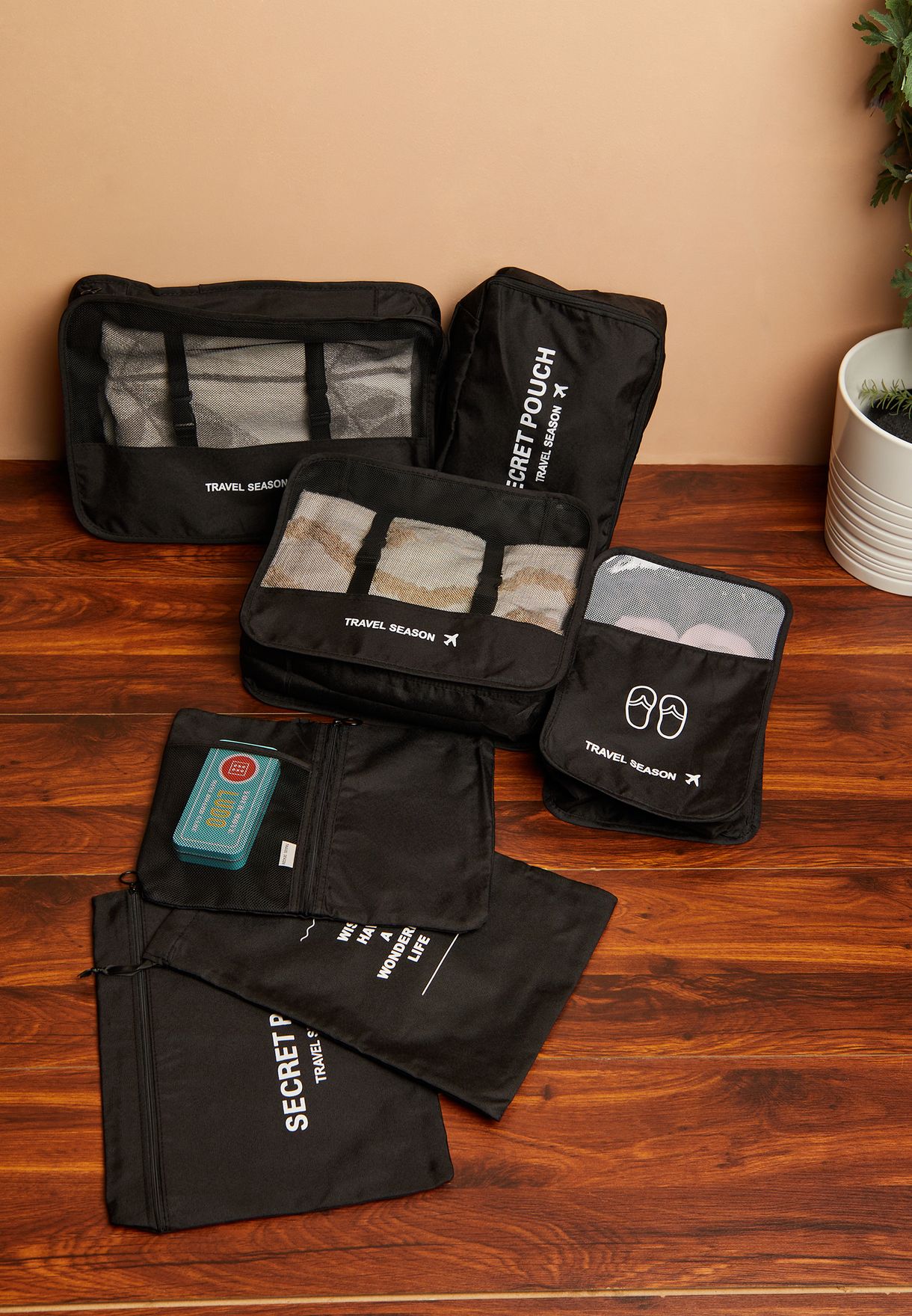 Black Set Of 7 Travel Organizer Packing Bags