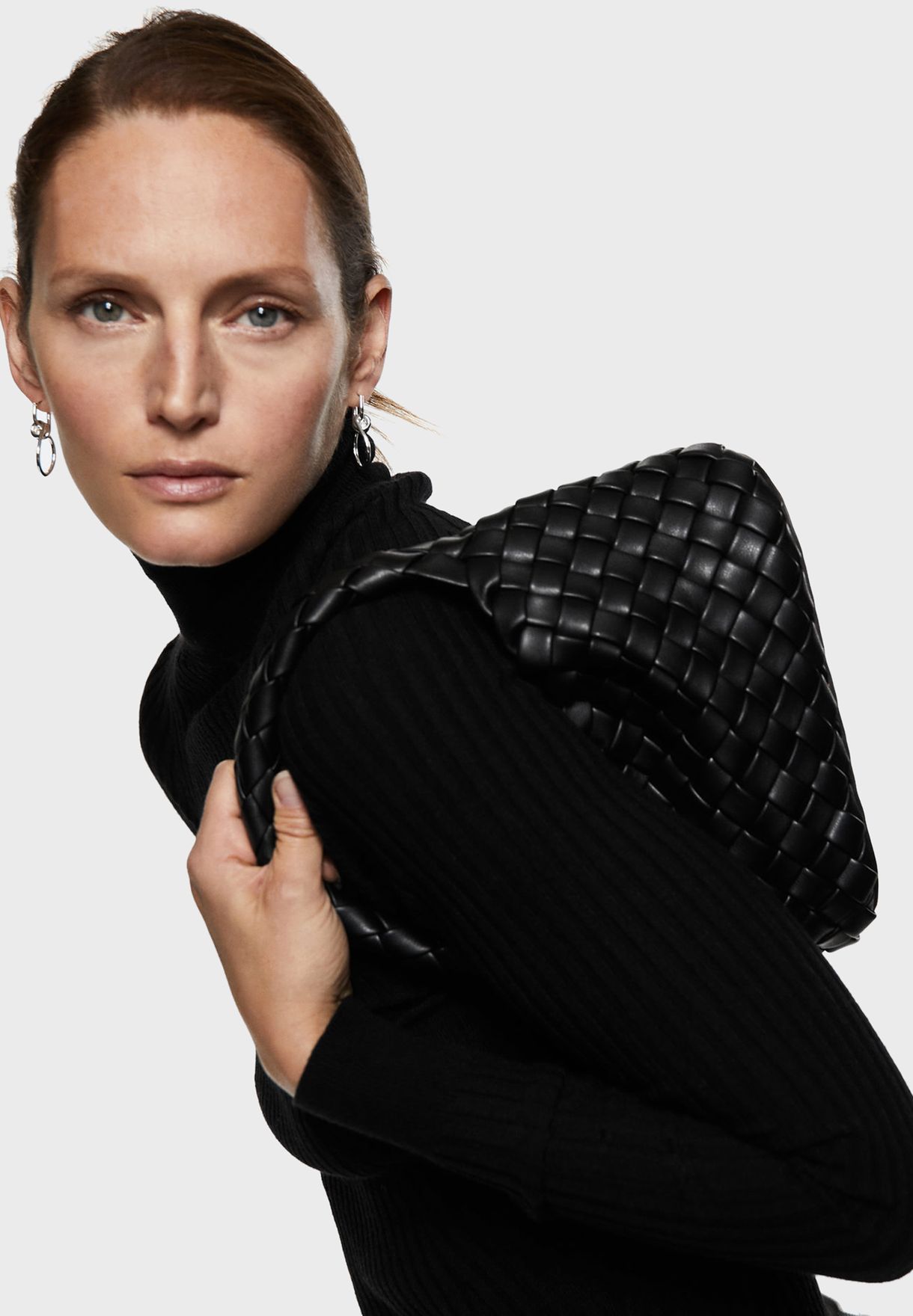 Turtle Neck Knitted Sweater