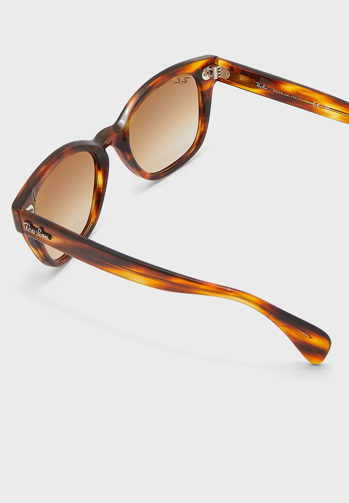 نظارة شمسية واي فيرار