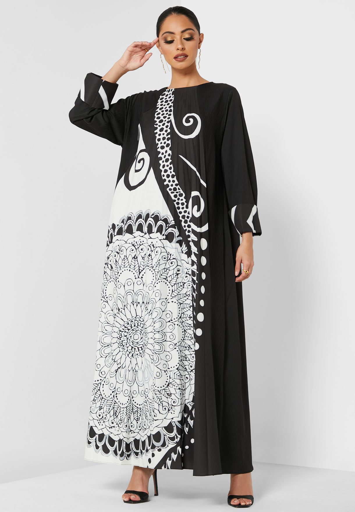 Printed Pleated Abaya