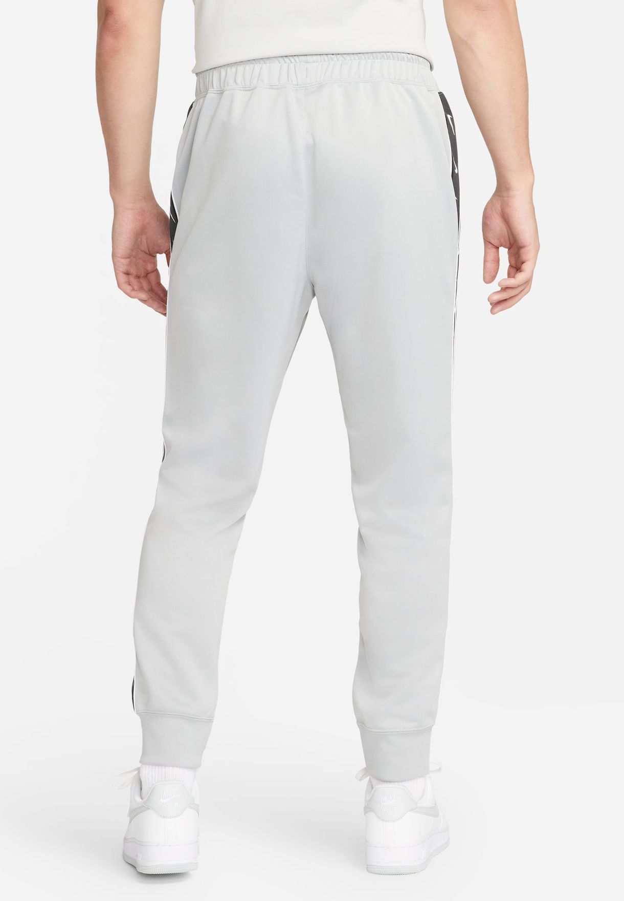 nike nsw swoosh sweatpants