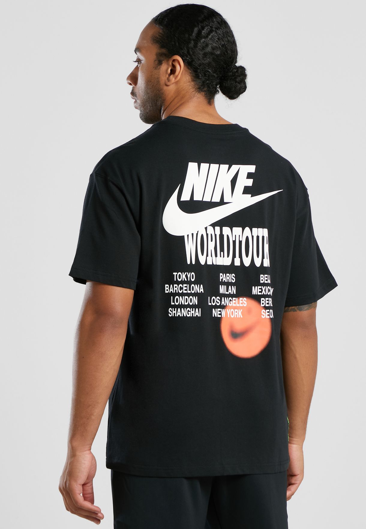 Buy Nike black NSW World Tour T-Shirt for Kids in Kuwait city, other cities