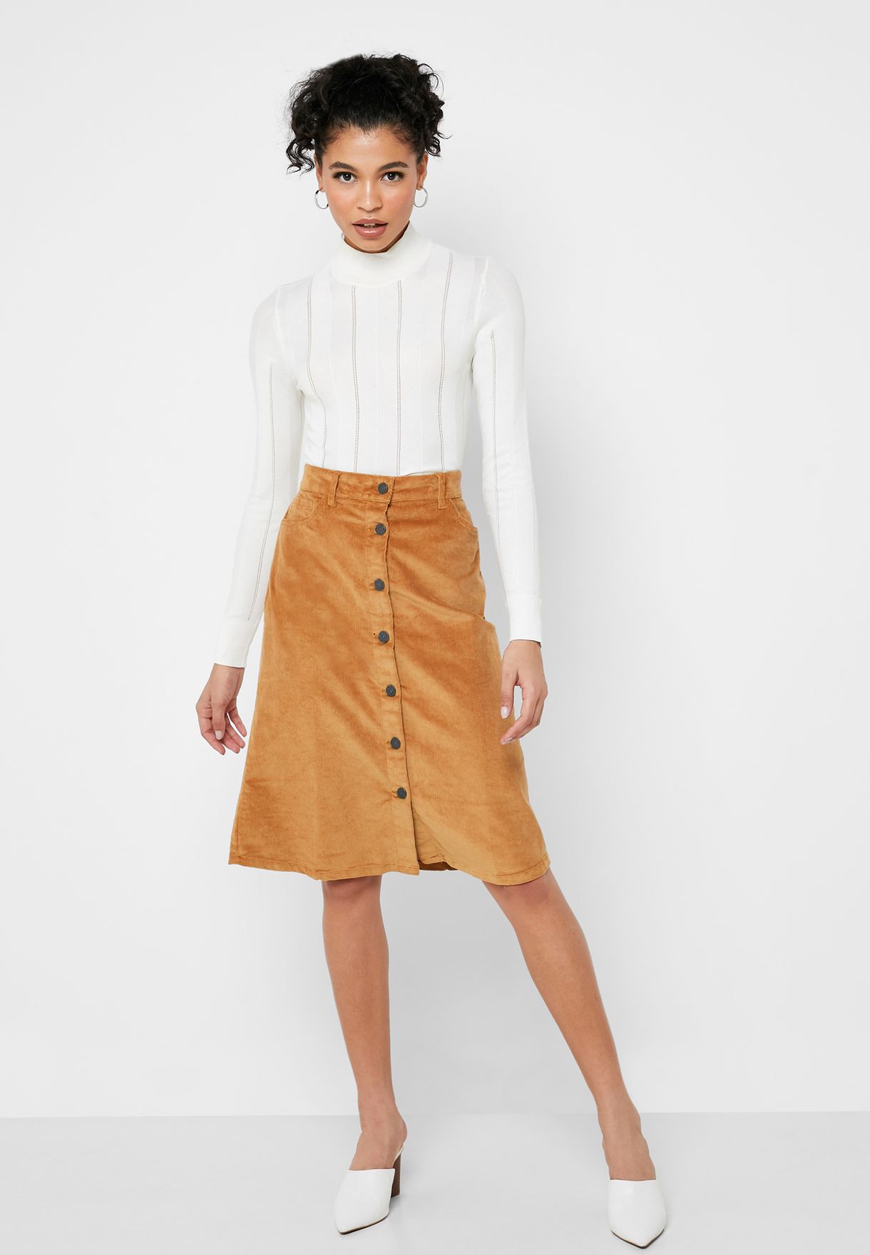 brown button skirt