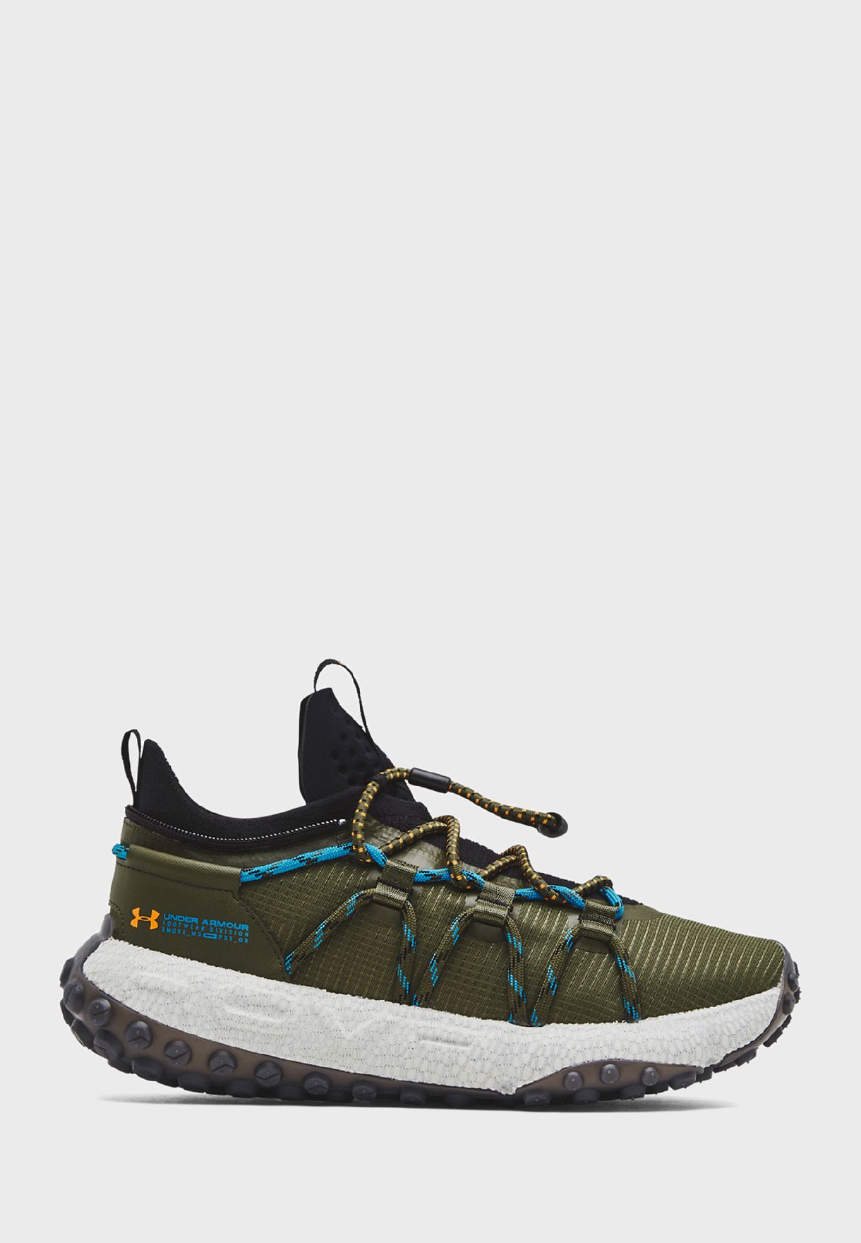 Buy Under Armour green Hovr Summit Ft Cuff for Men in MENA, Worldwide