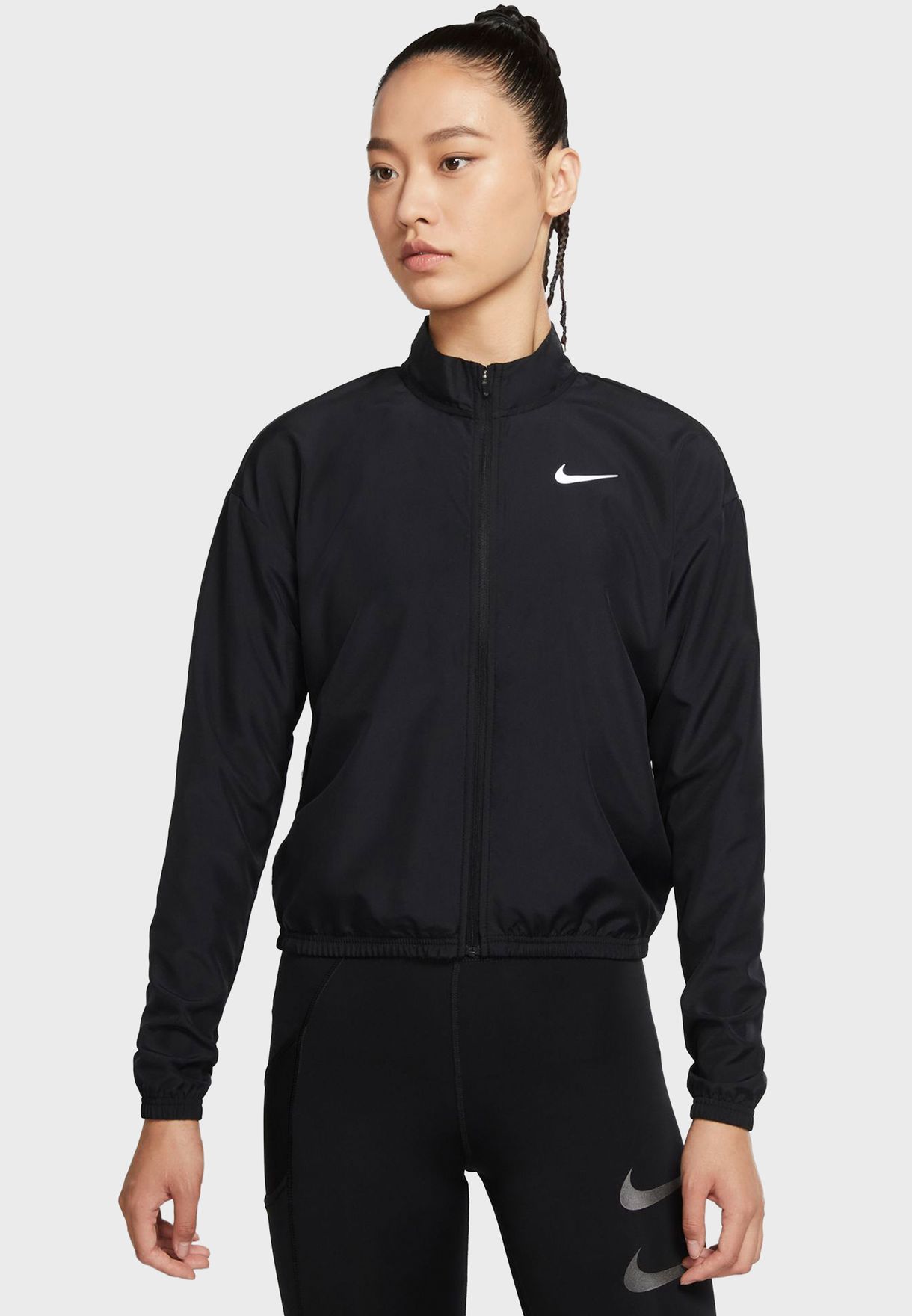 Buy Nike black Swoosh Run Packable Jacket for Kids in MENA, Worldwide