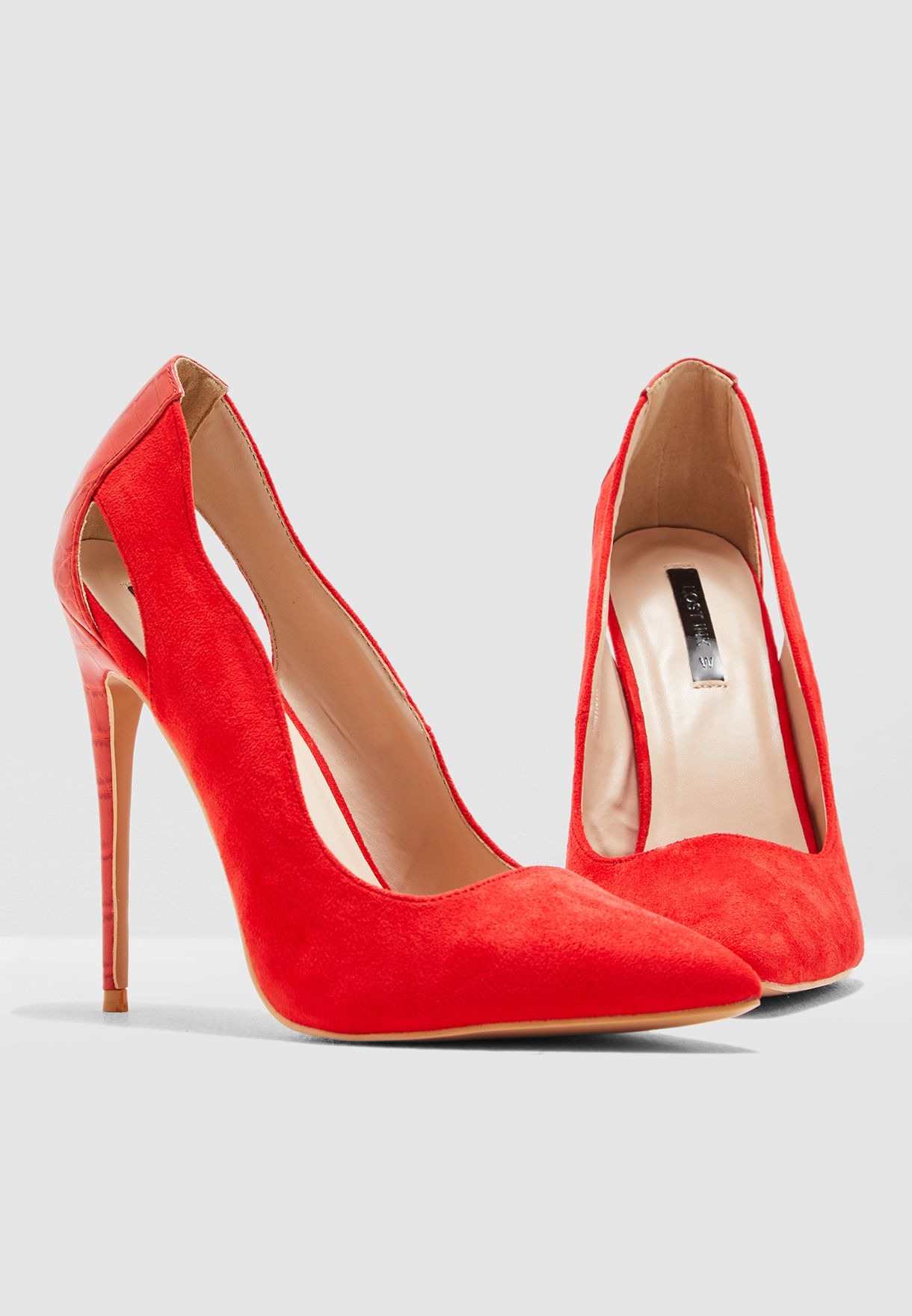 wide fit red court shoes