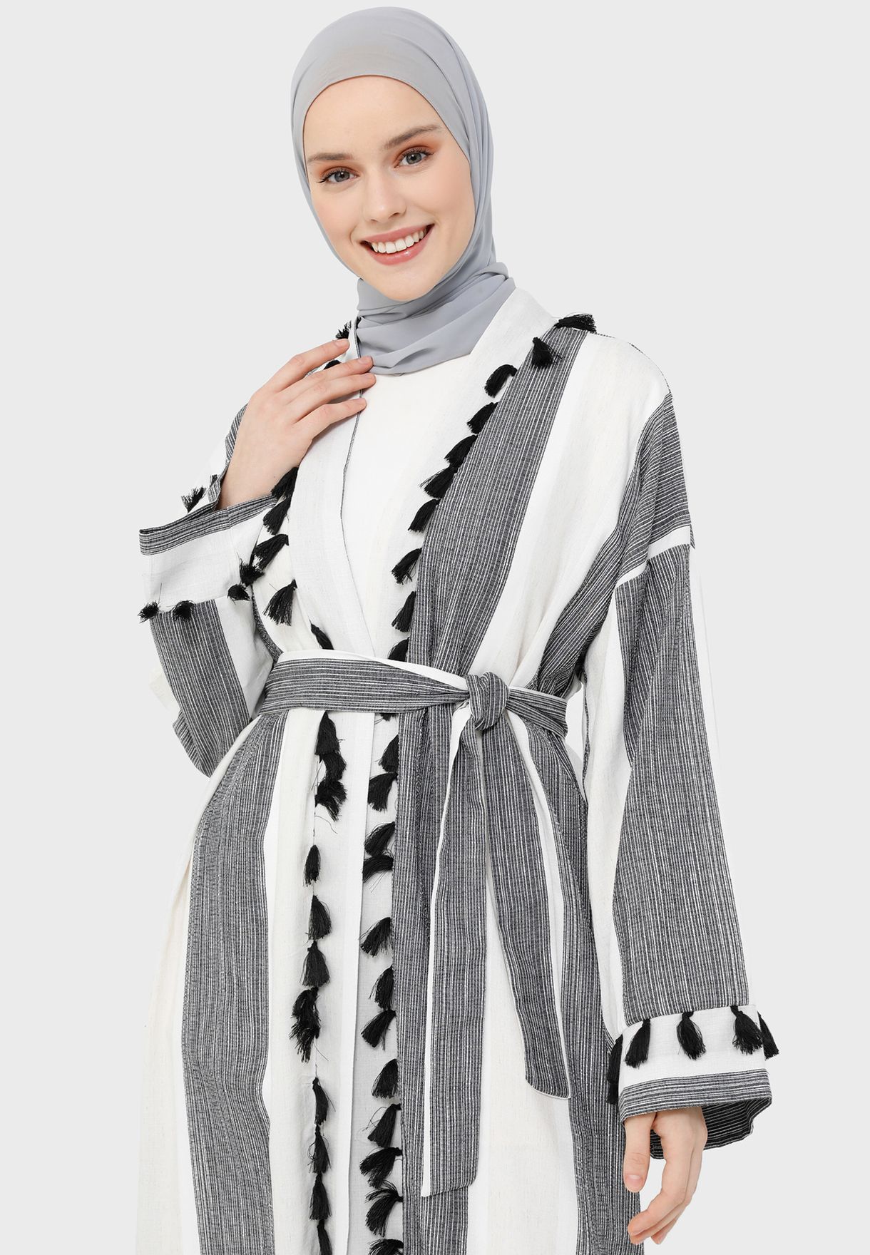 معطف مخطط مع حزام خصر