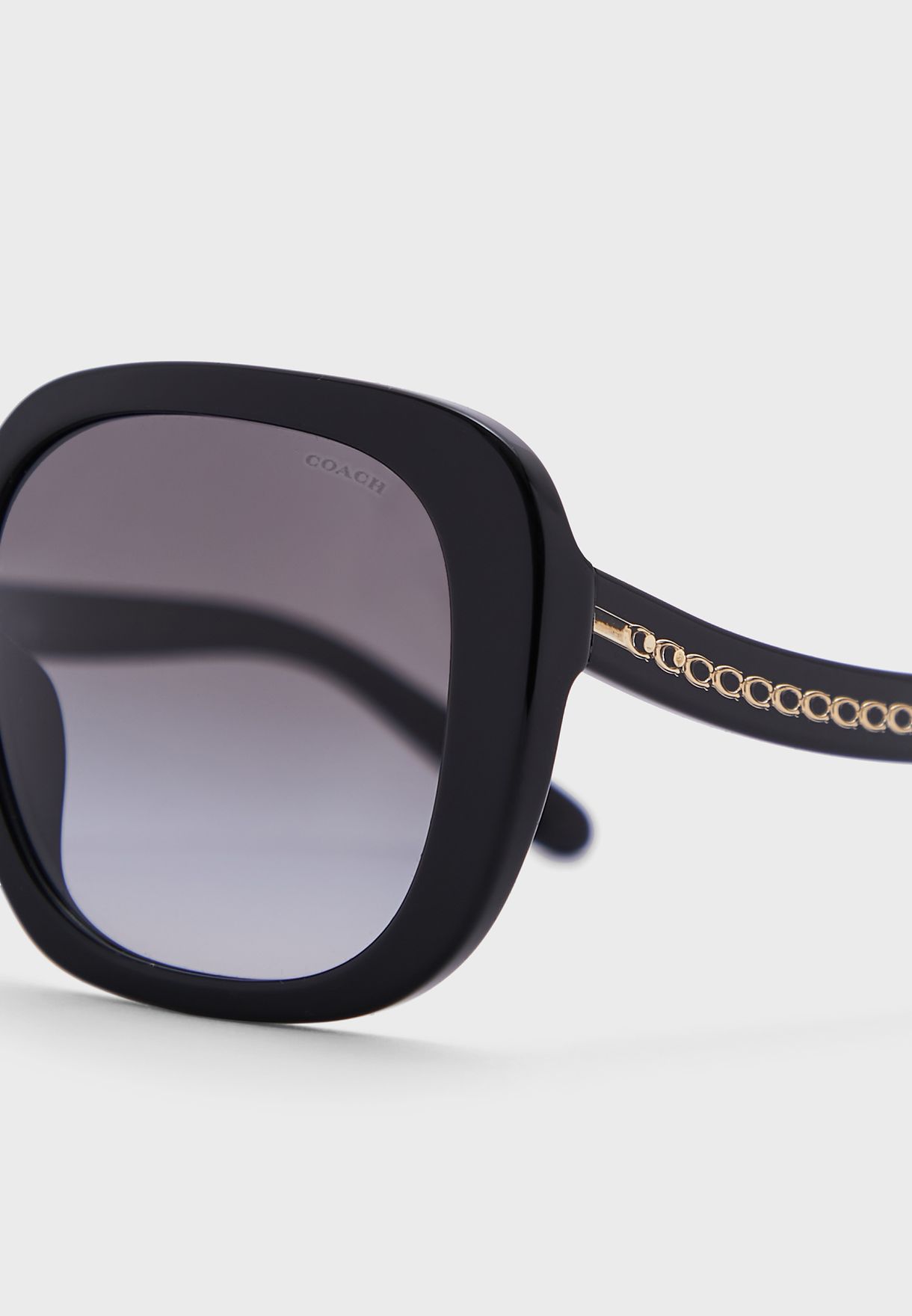 0Hc8323U Oversized Sunglasses