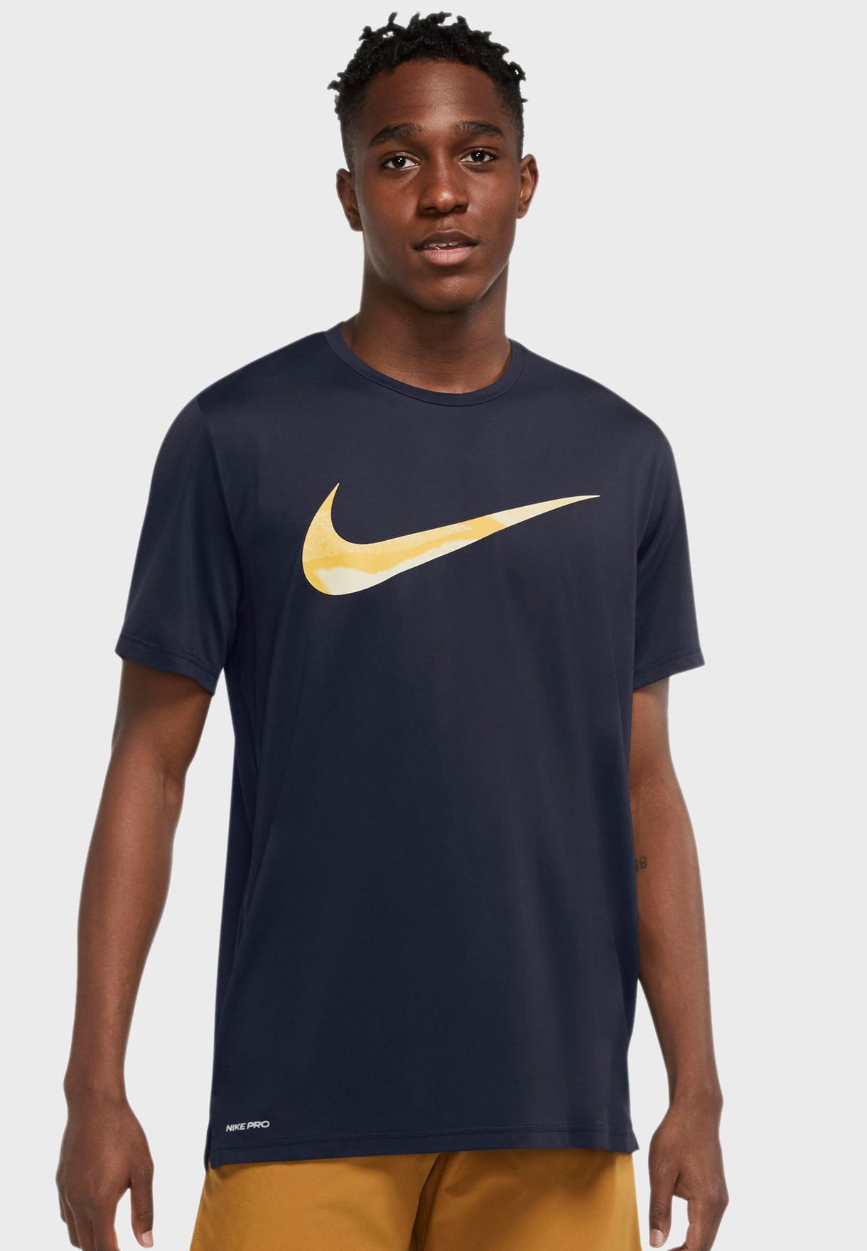 Nike Swoosh Dri-Fit Top. Nike Pro Tshirt.