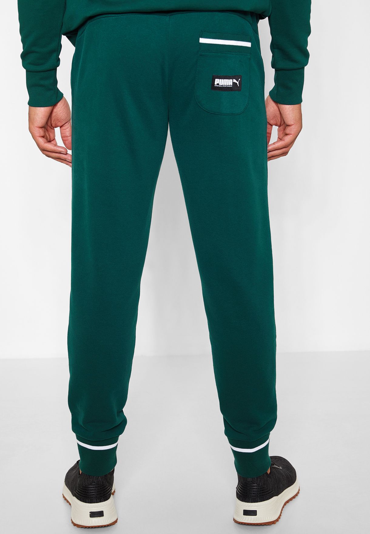 green puma sweatpants