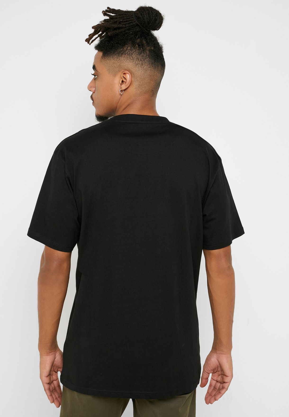 Buy Karl Kani black Signature T-Shirt for Men in MENA, Worldwide