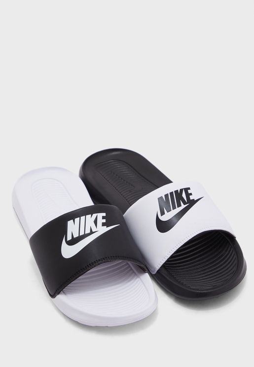 nike slippers 10 size