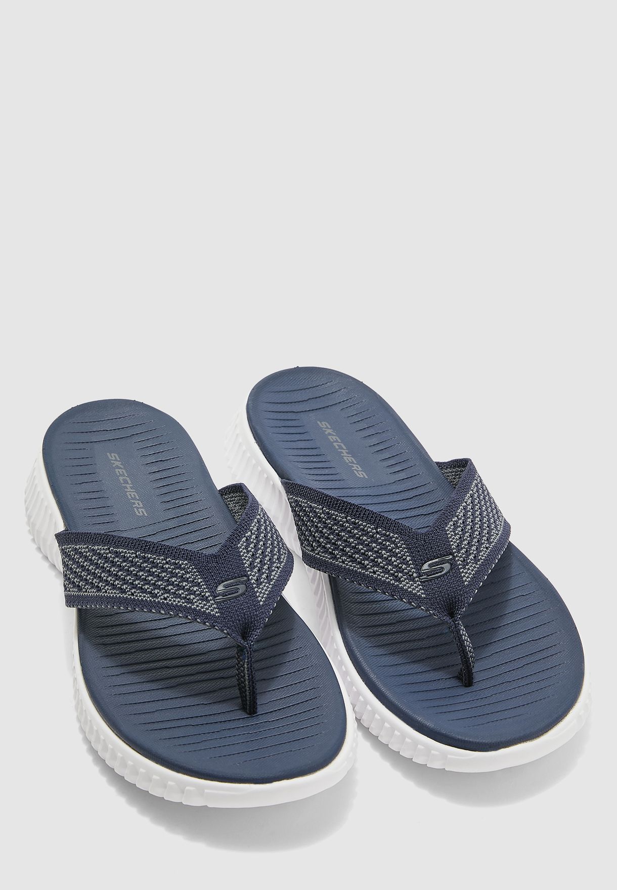 sketchers flip flops for men