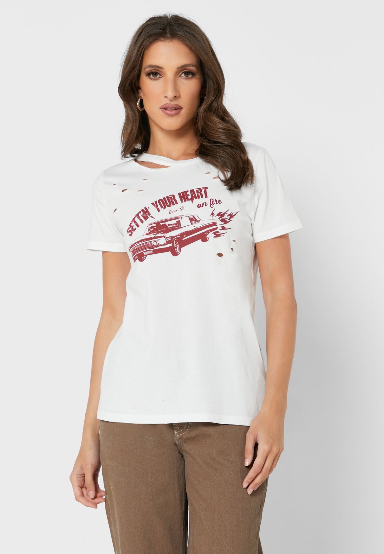 Buy River Island white Round Neck Graphic T-Shirt for Women in Dubai, Abu  Dhabi