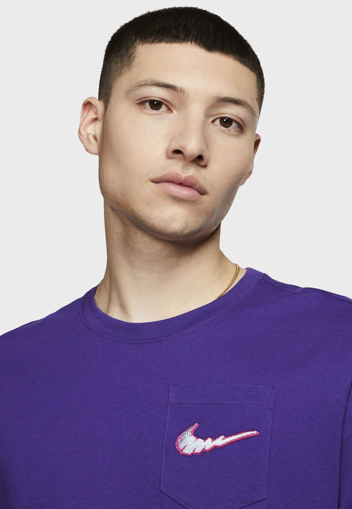 Buy Nike purple SB Truckin Pocket T-Shirt for Kids in MENA, Worldwide