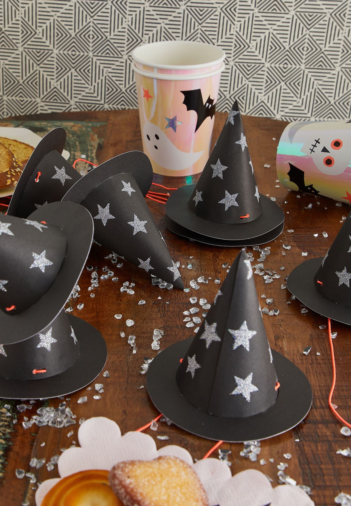 meri meri witches hat