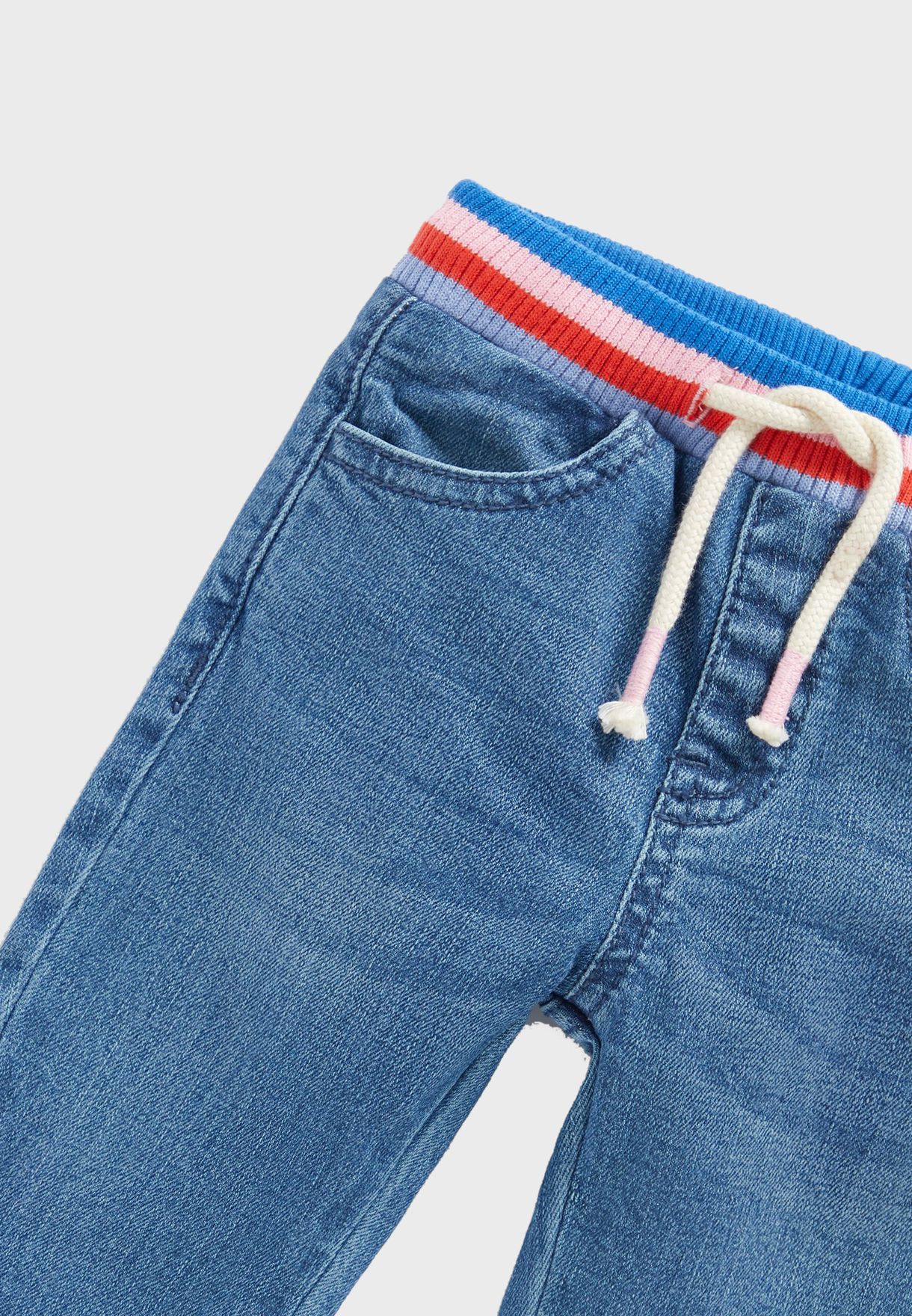 بنطال جينز بخصر مطاطي