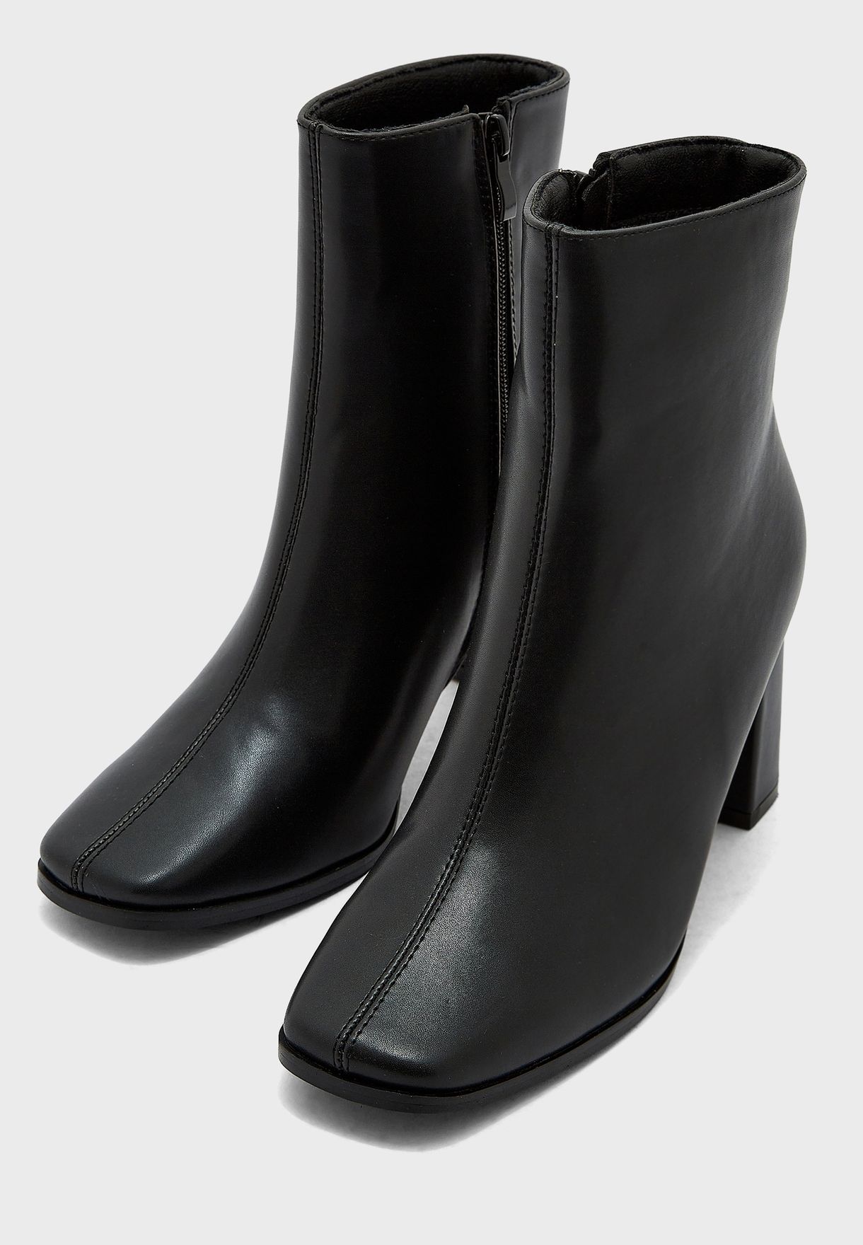 Pointed Slim Block Heel Boot
