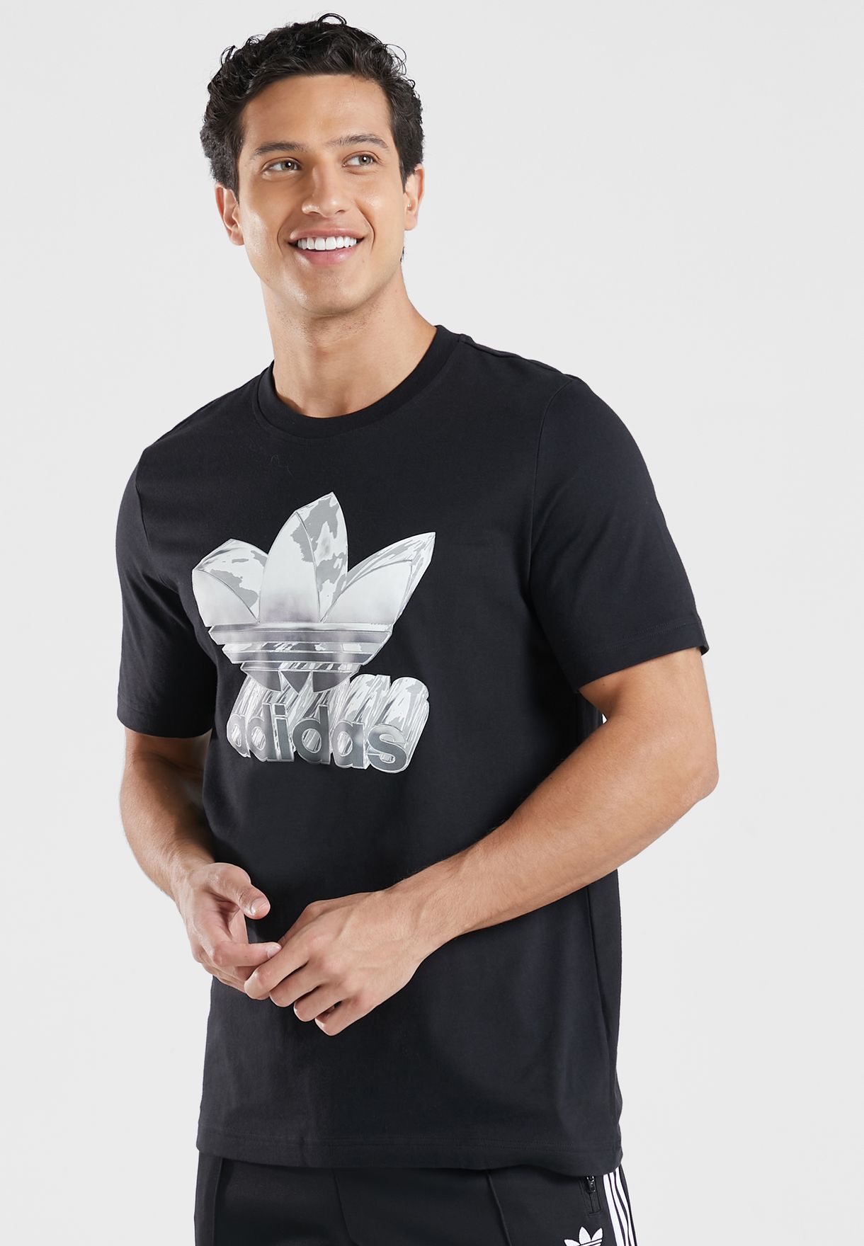 Rekive Graphic T-Shirt