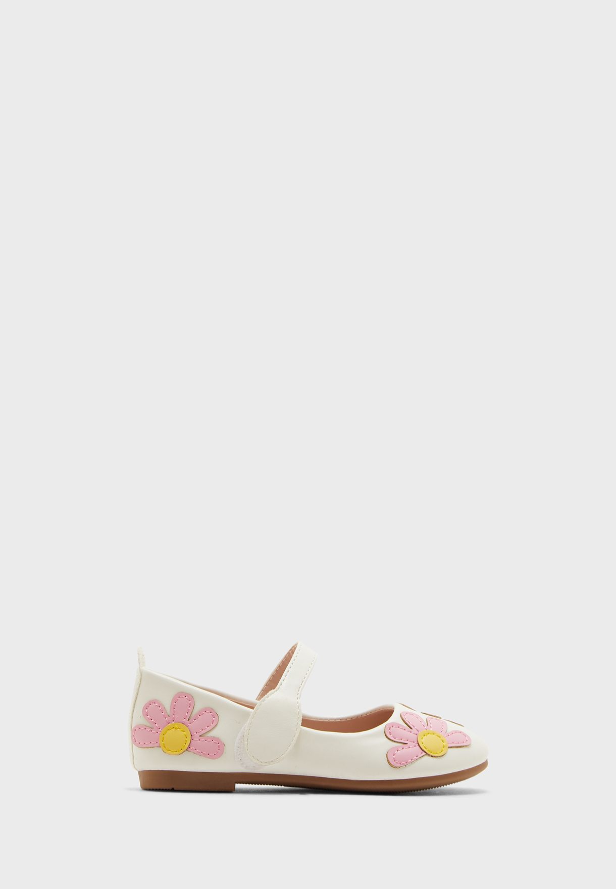 حذاء باليرينا مزين بأزهار