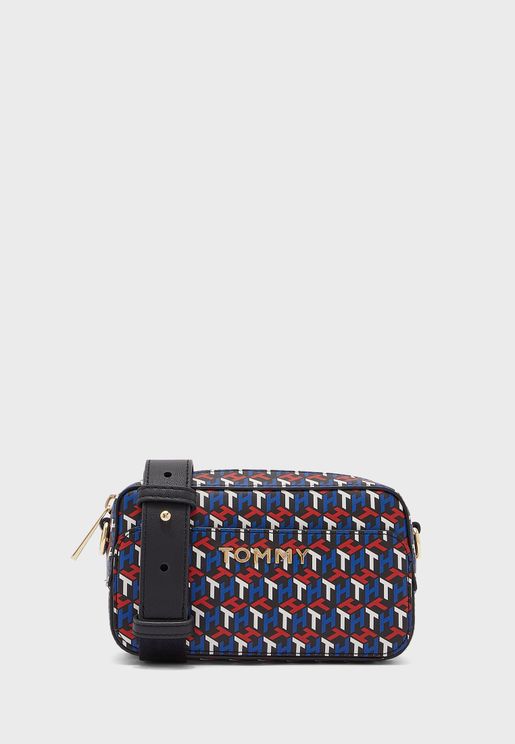 tommy hilfiger small bags