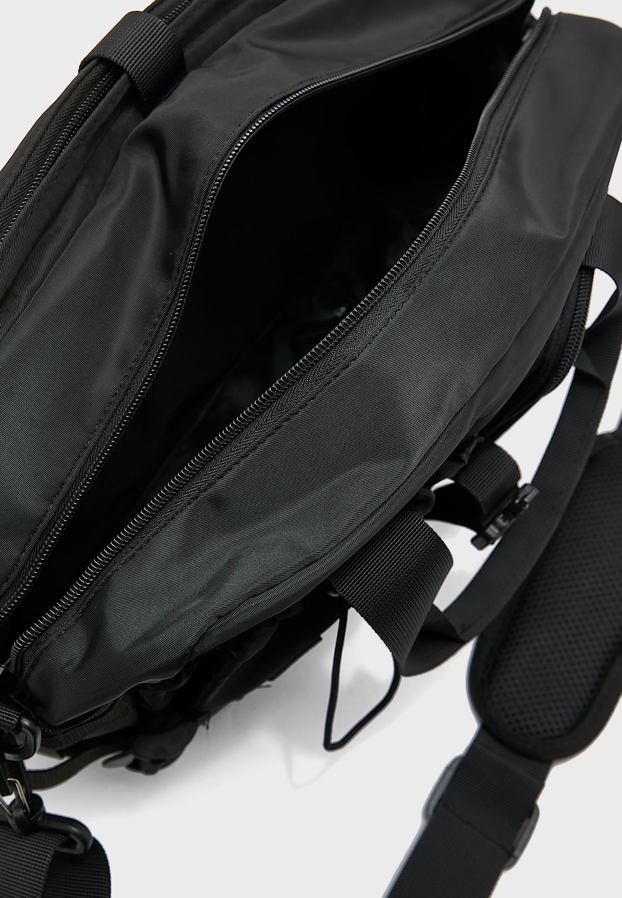 Spacious Laptop Bag With Multiple Pockets