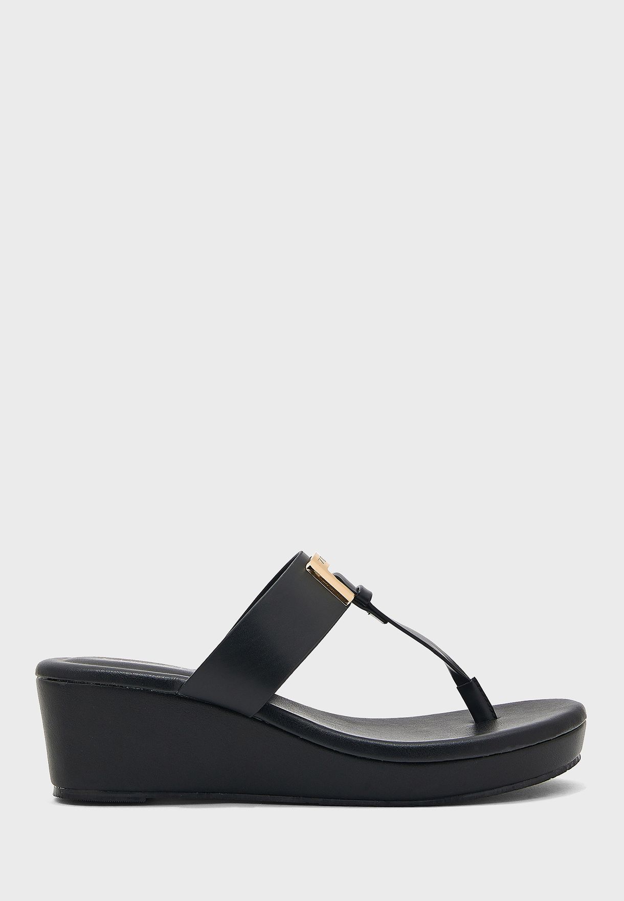 Buy Vincci black Classic Wedge Sandals for Women in MENA, Worldwide