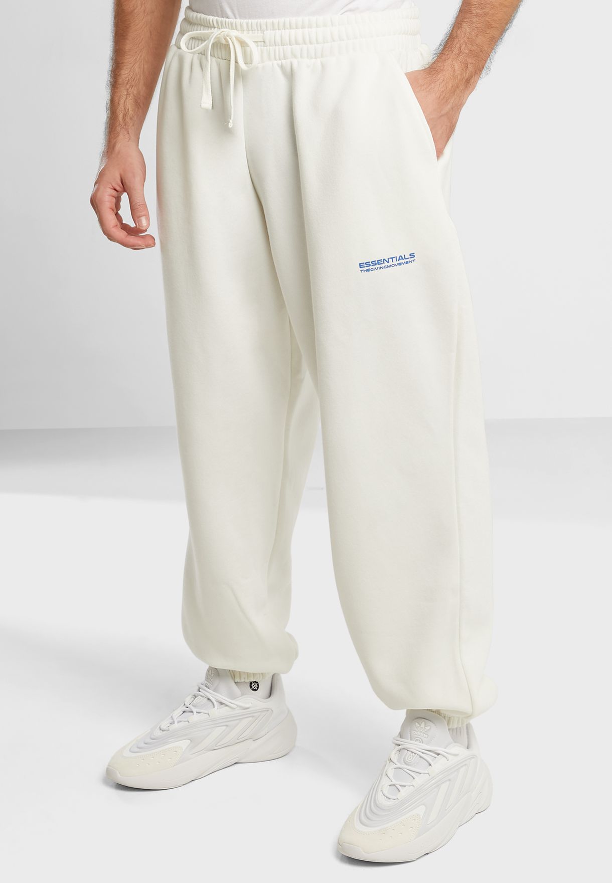 The Regular Fit Classic Sweatpants