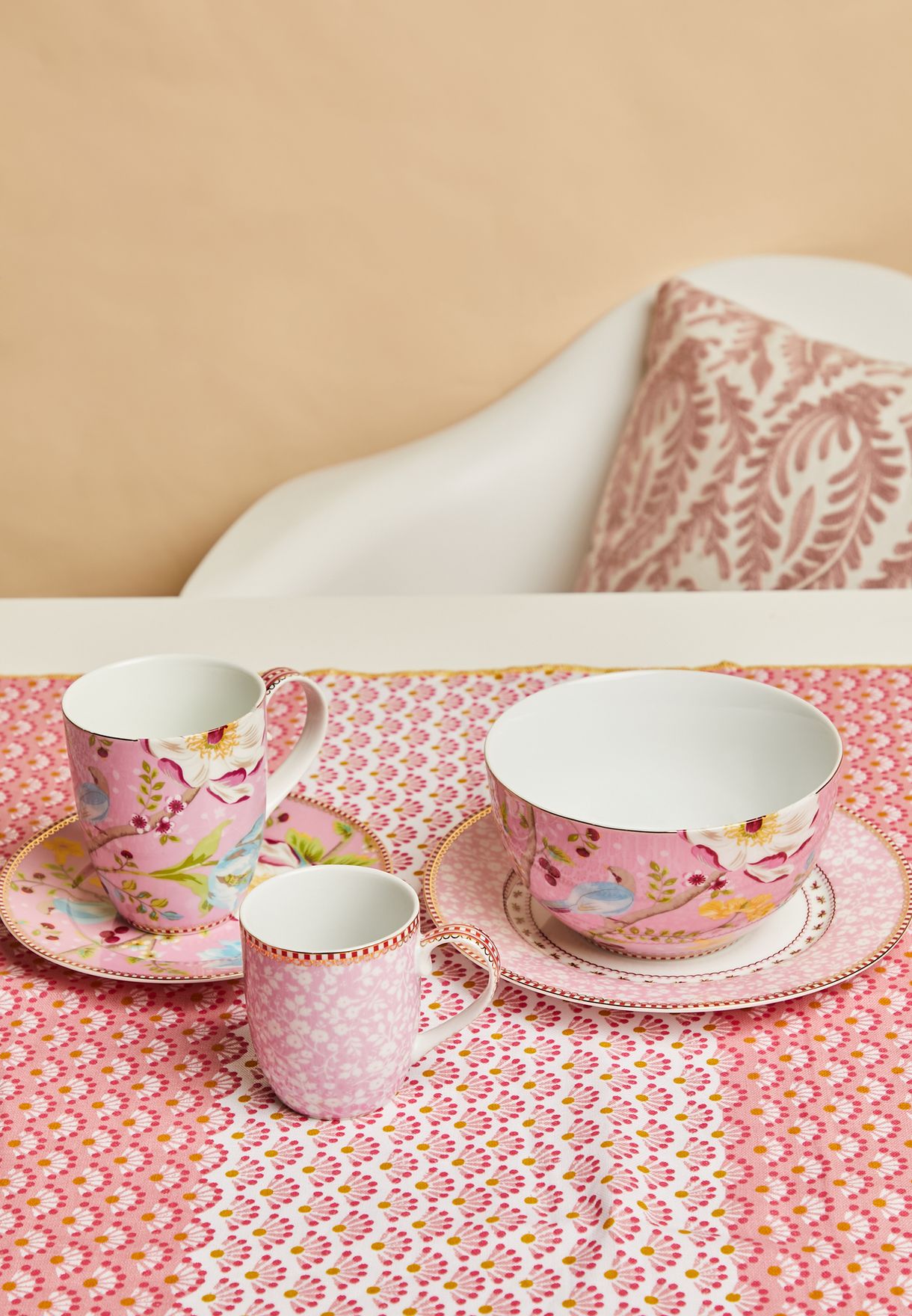 Buy Pip Studio pink Set Of 5 Chinese Garden Tea Set Gift Box for Women in  Muscat, Salalah