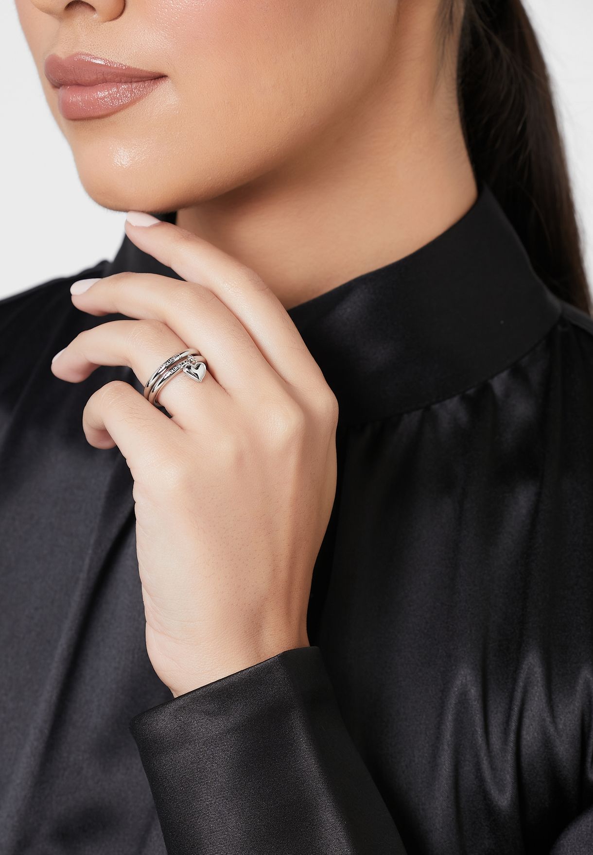 Captivate  Ring