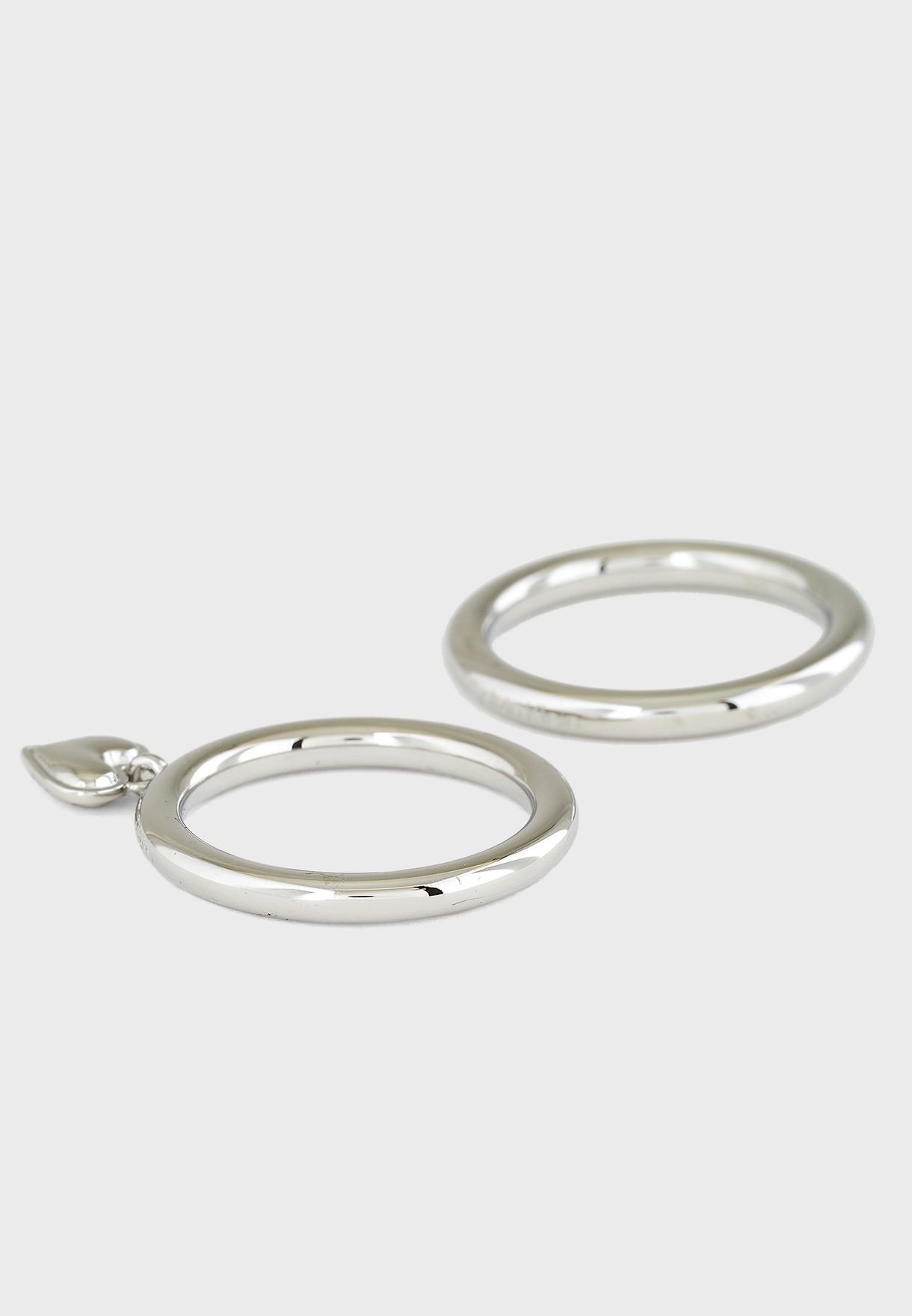 Captivate  Ring