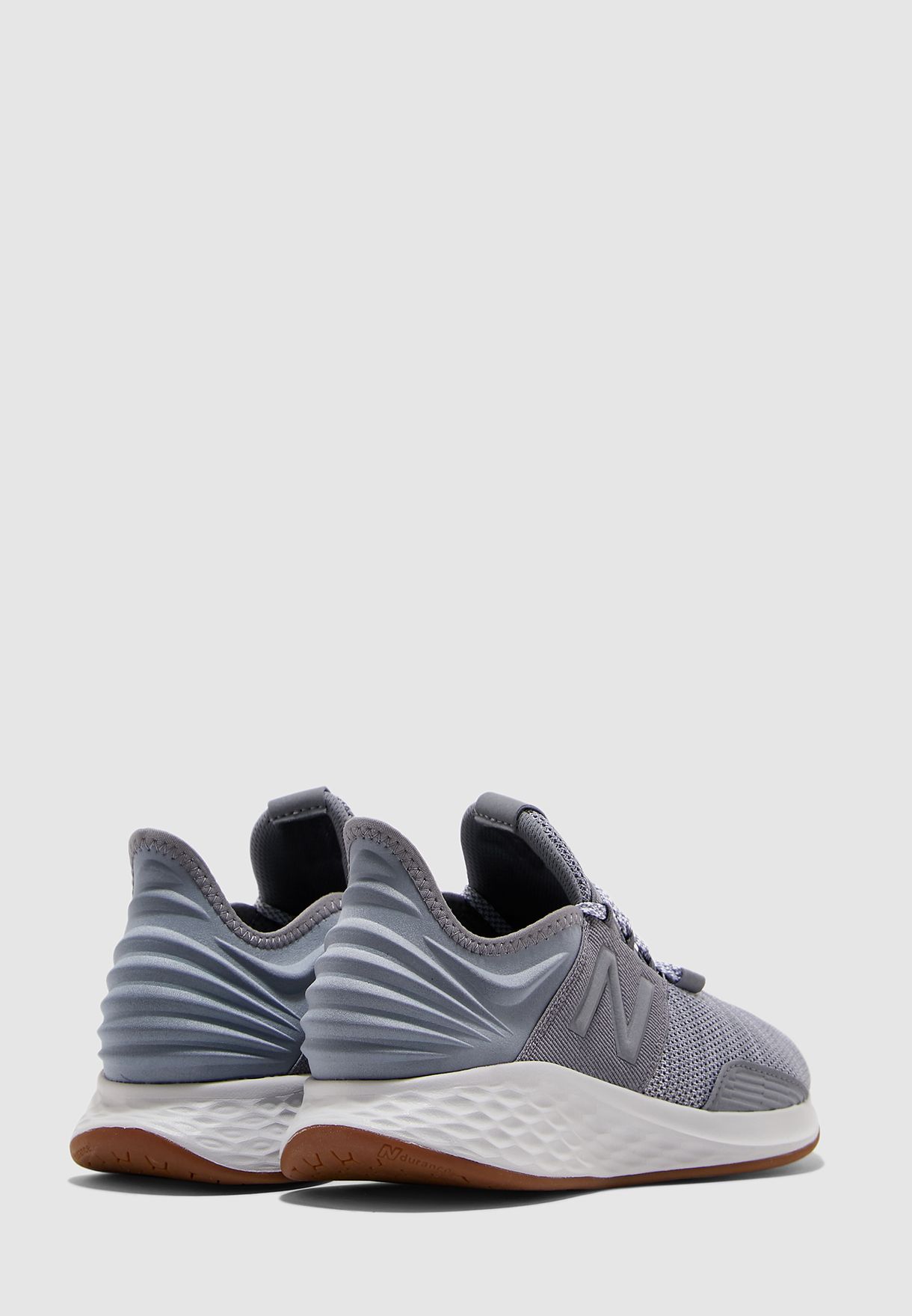 nb roav trainers