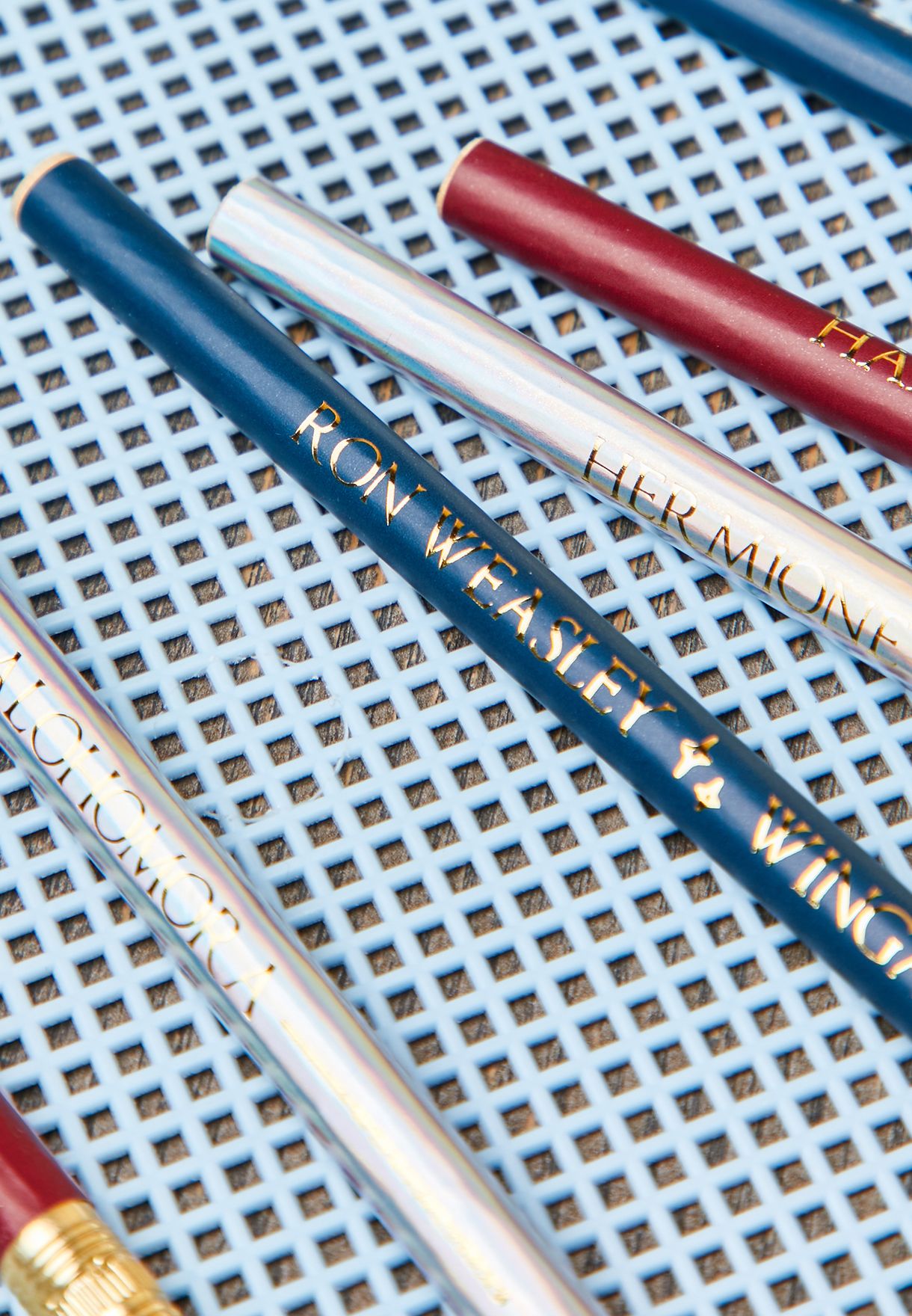 Set Of 6 Harry Potter Wands Pencils