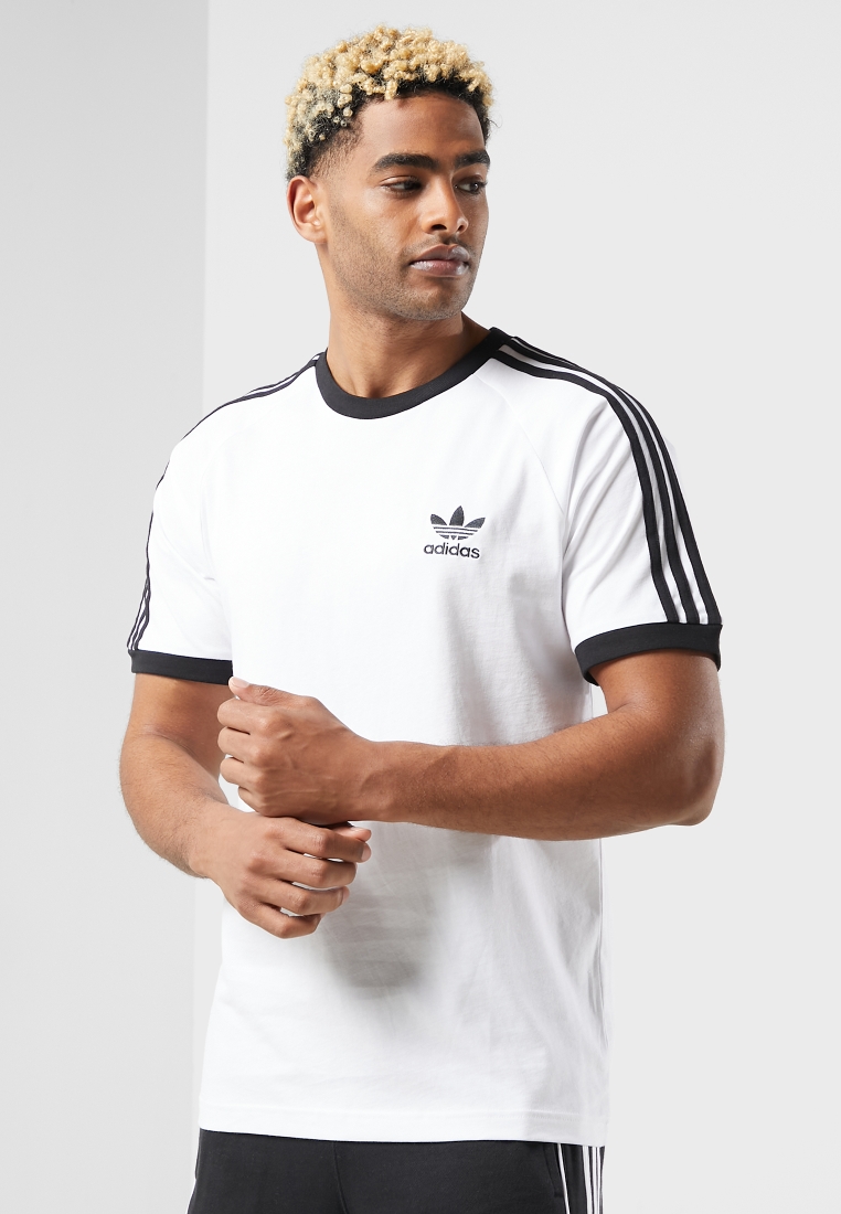 en voz alta Reverberación recursos humanos Buy adidas Originals white Adicolor 3 Stripe Classics T-Shirt for Men in  Riyadh, Jeddah