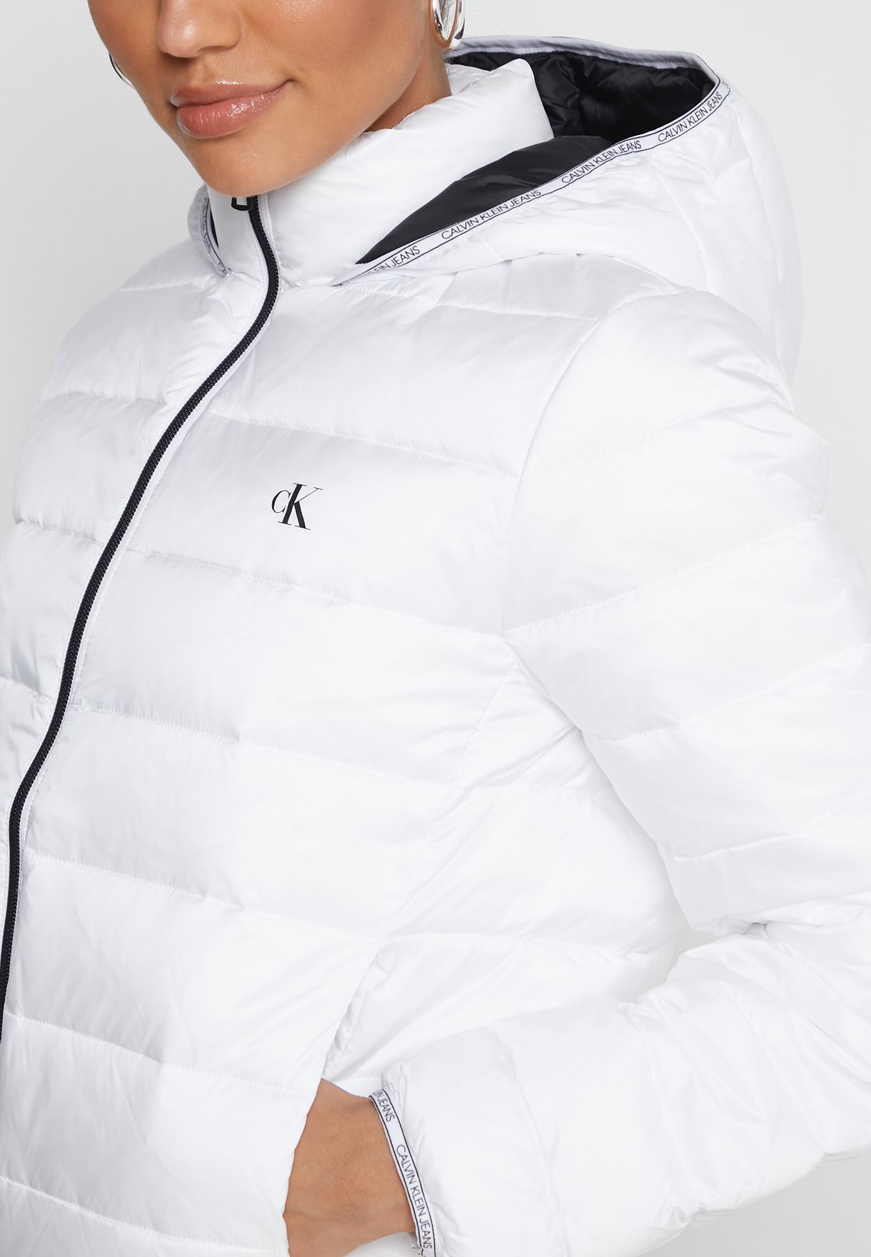 Buy Calvin Klein Jeans white Logo Puffer Jacket for Women in MENA, Worldwide