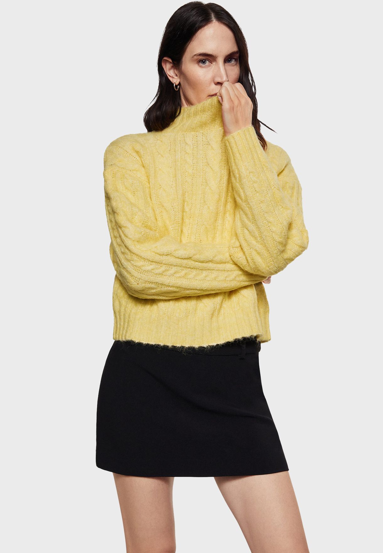 High Neck Cable Knitted Sweter