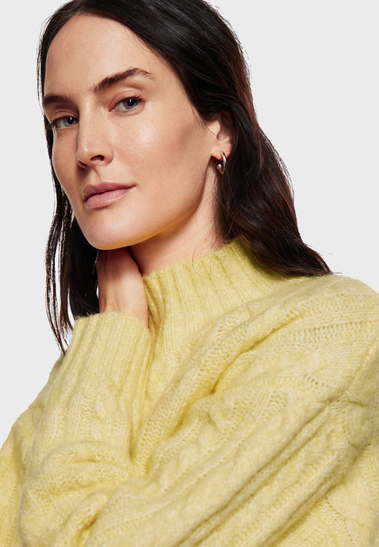 High Neck Cable Knitted Sweter