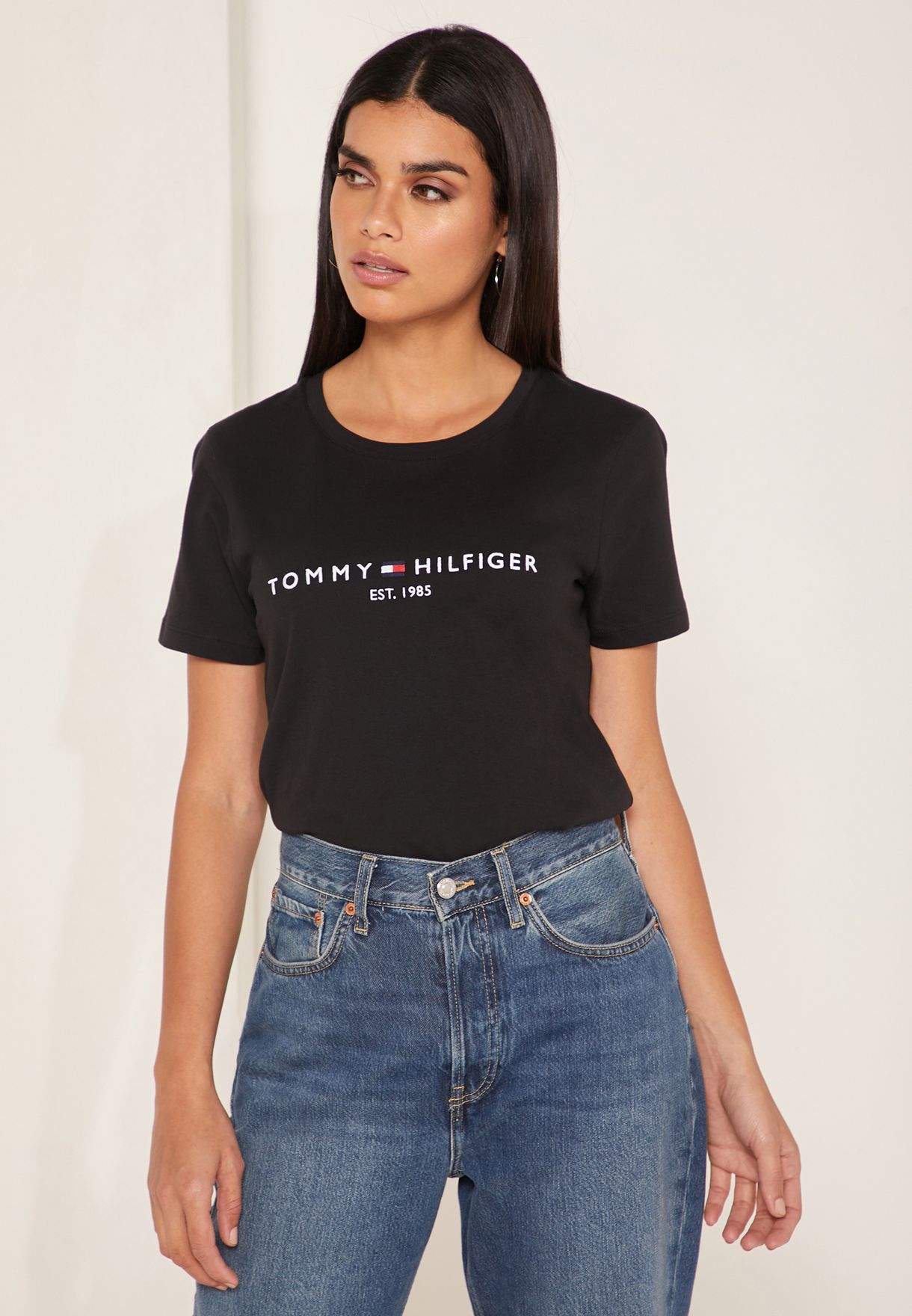 tommy hilfiger logo t shirt women