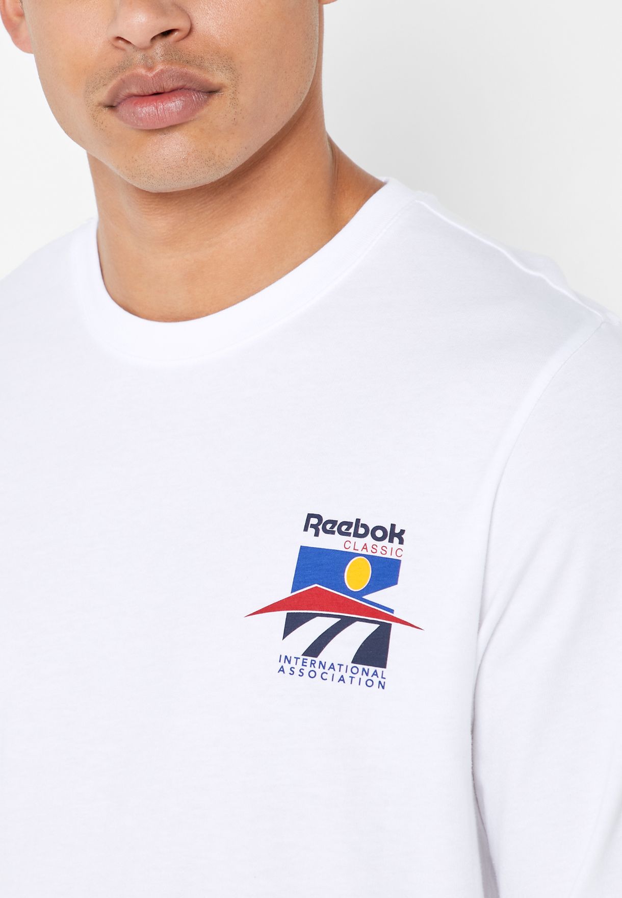 reebok international t shirt