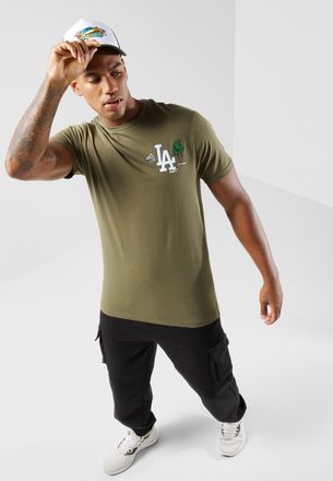 Buy New Era Beige Los Angeles Dodgers Graphic Oversized T-Shirt for Men in  Bahrain