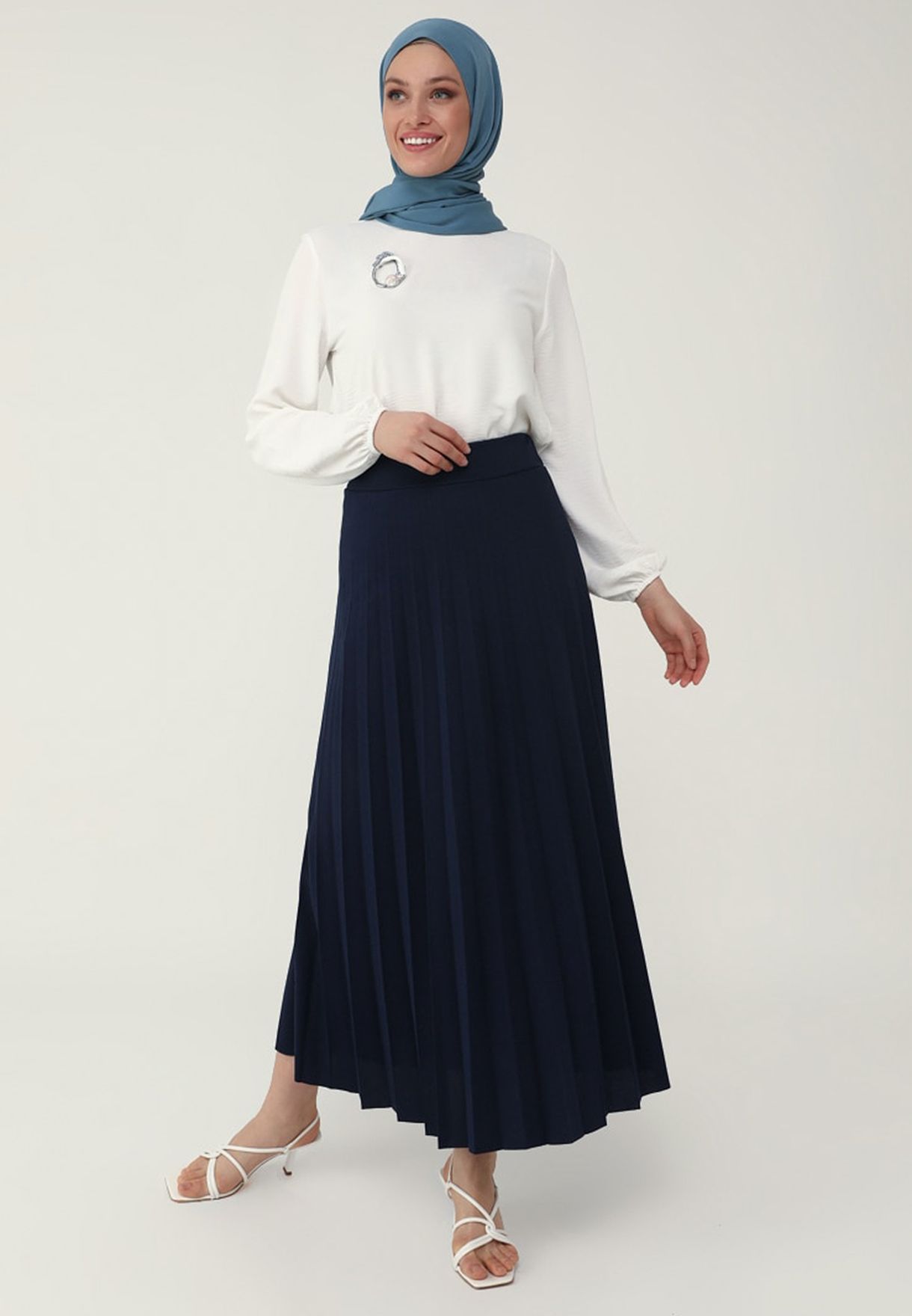 Buy Refka By Modanisa navy Pleated Midi Skirt for Women in Manama, Riffa