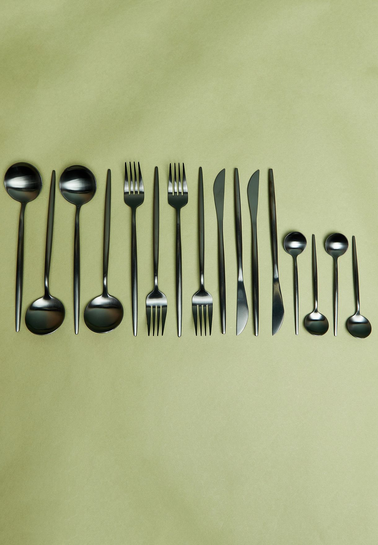 16 Piece Matte Black Modern Retro Cutlery Set